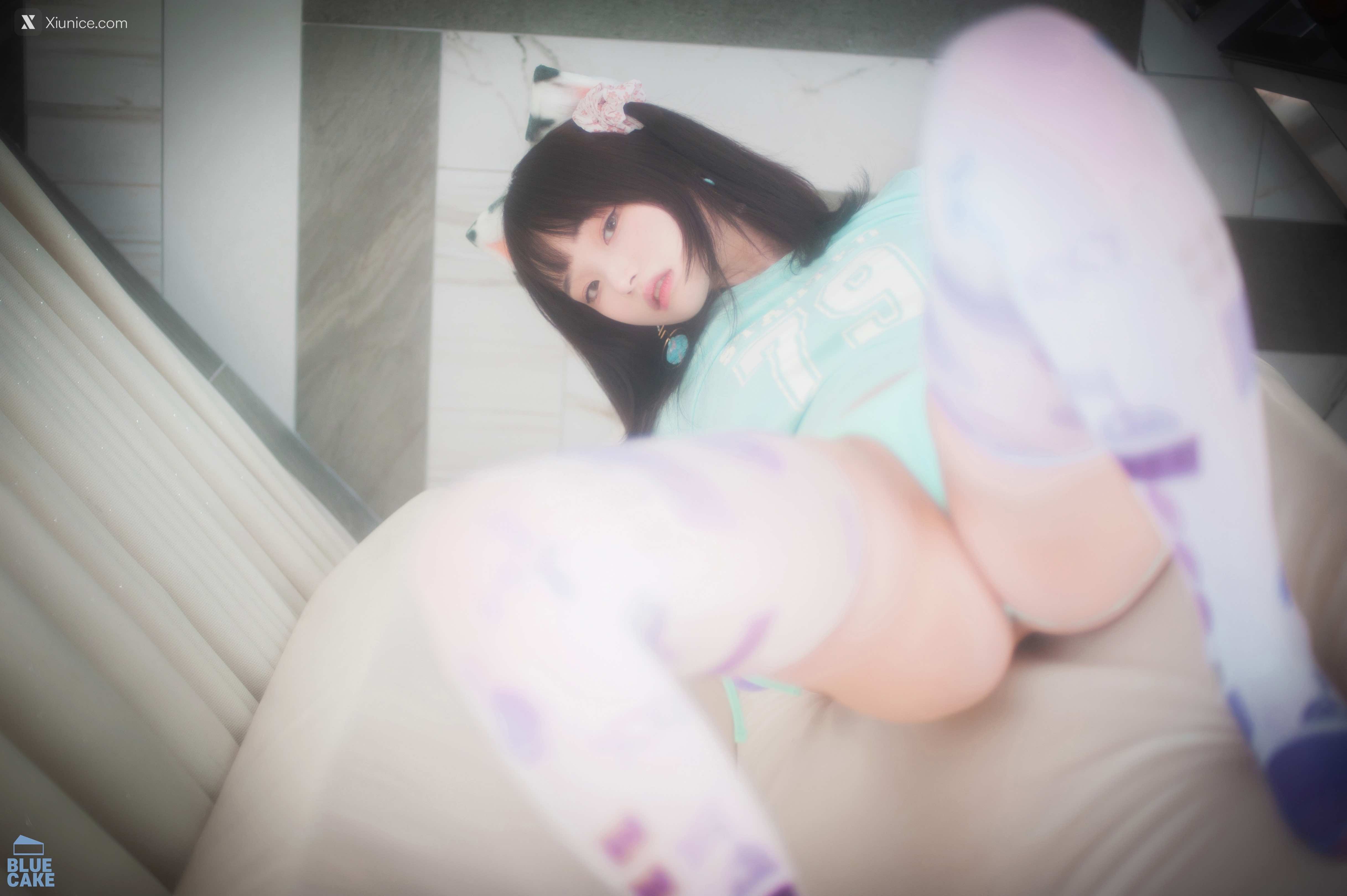 BLUECAKE Bambi (밤비) Naughty Cats Pink & Mint RED 101