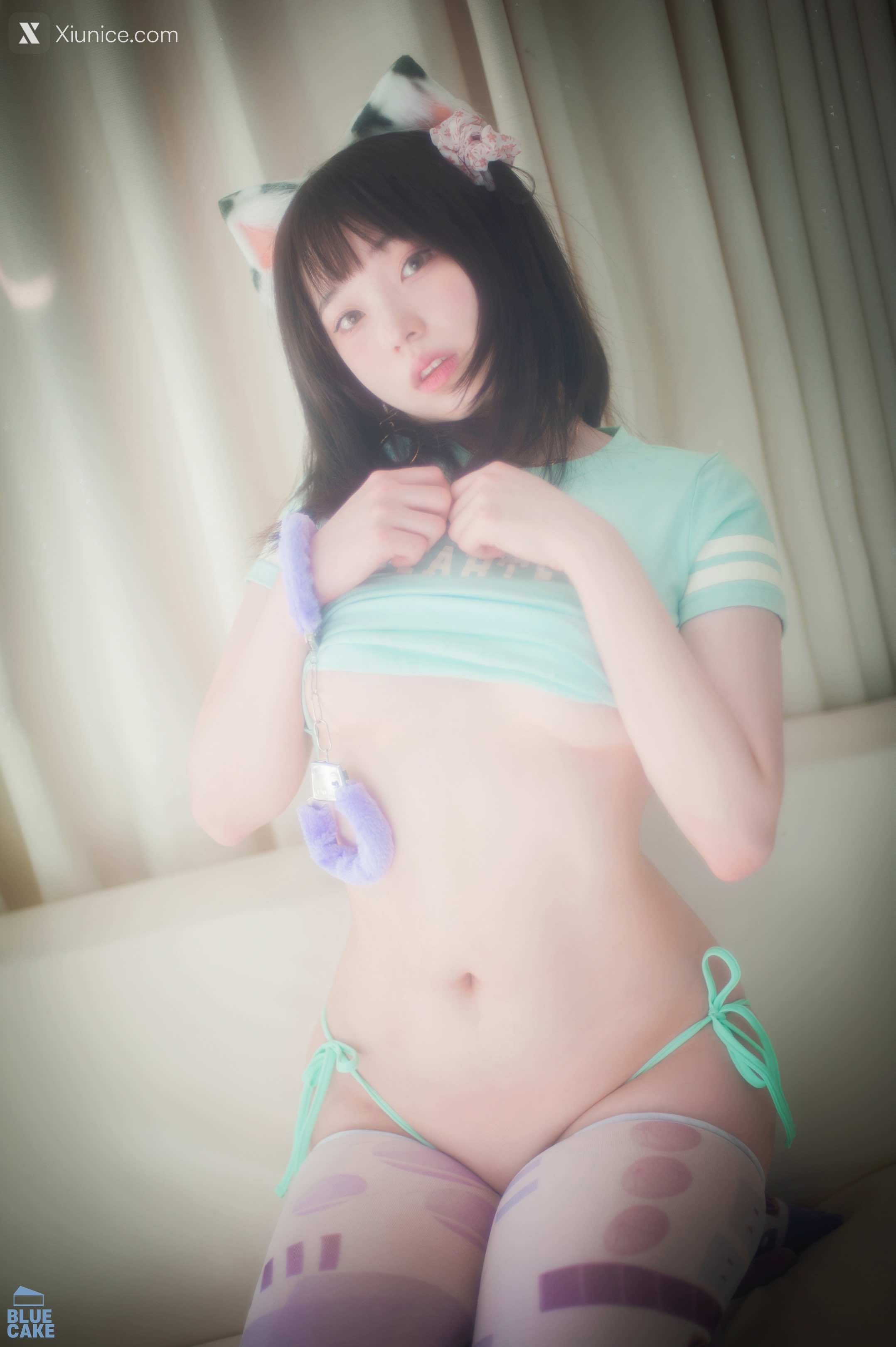 BLUECAKE Bambi (밤비) Naughty Cats Pink & Mint RED 129