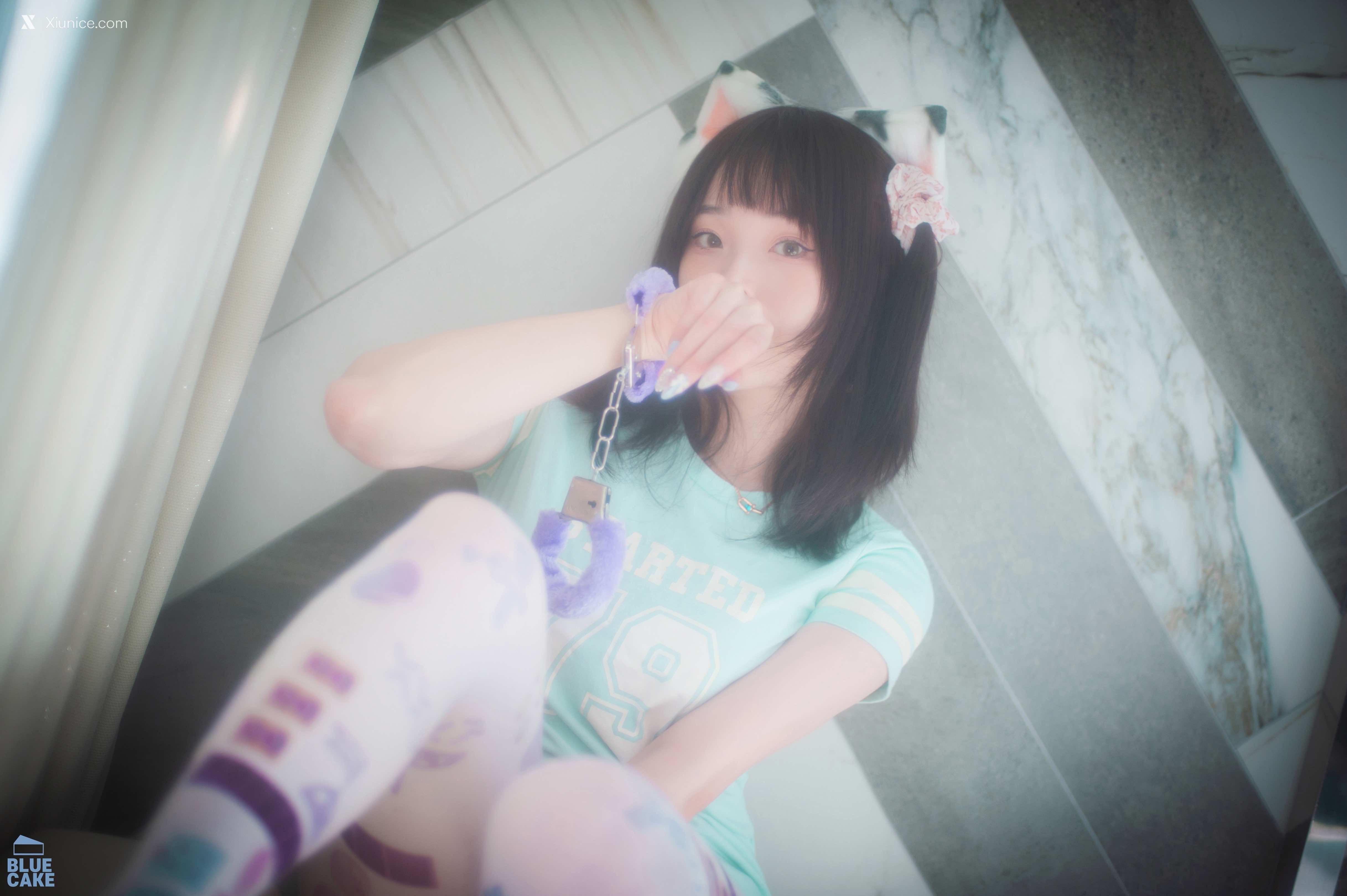 BLUECAKE Bambi (밤비) Naughty Cats Pink & Mint RED 78
