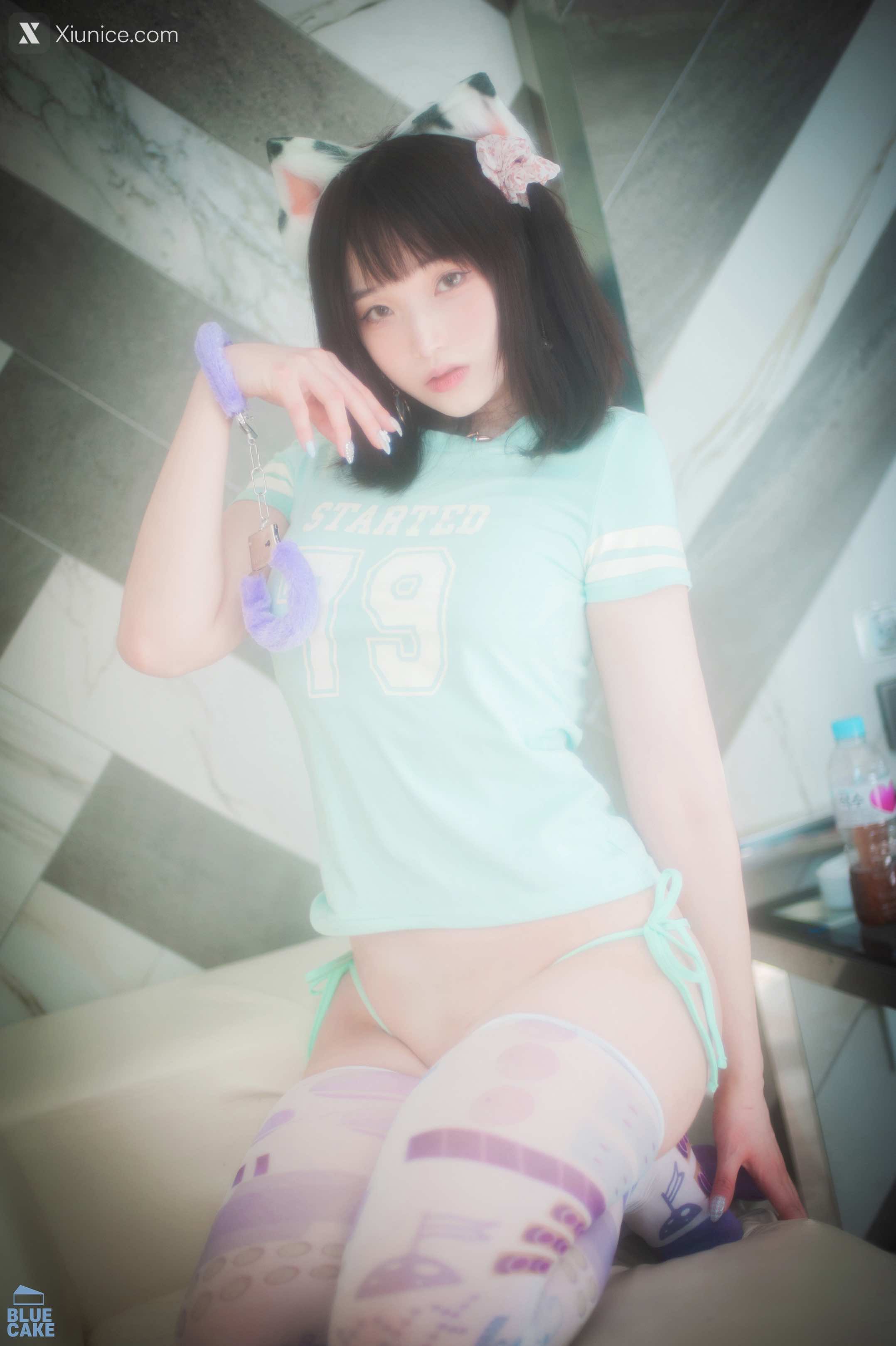 BLUECAKE Bambi (밤비) Naughty Cats Pink & Mint RED 93
