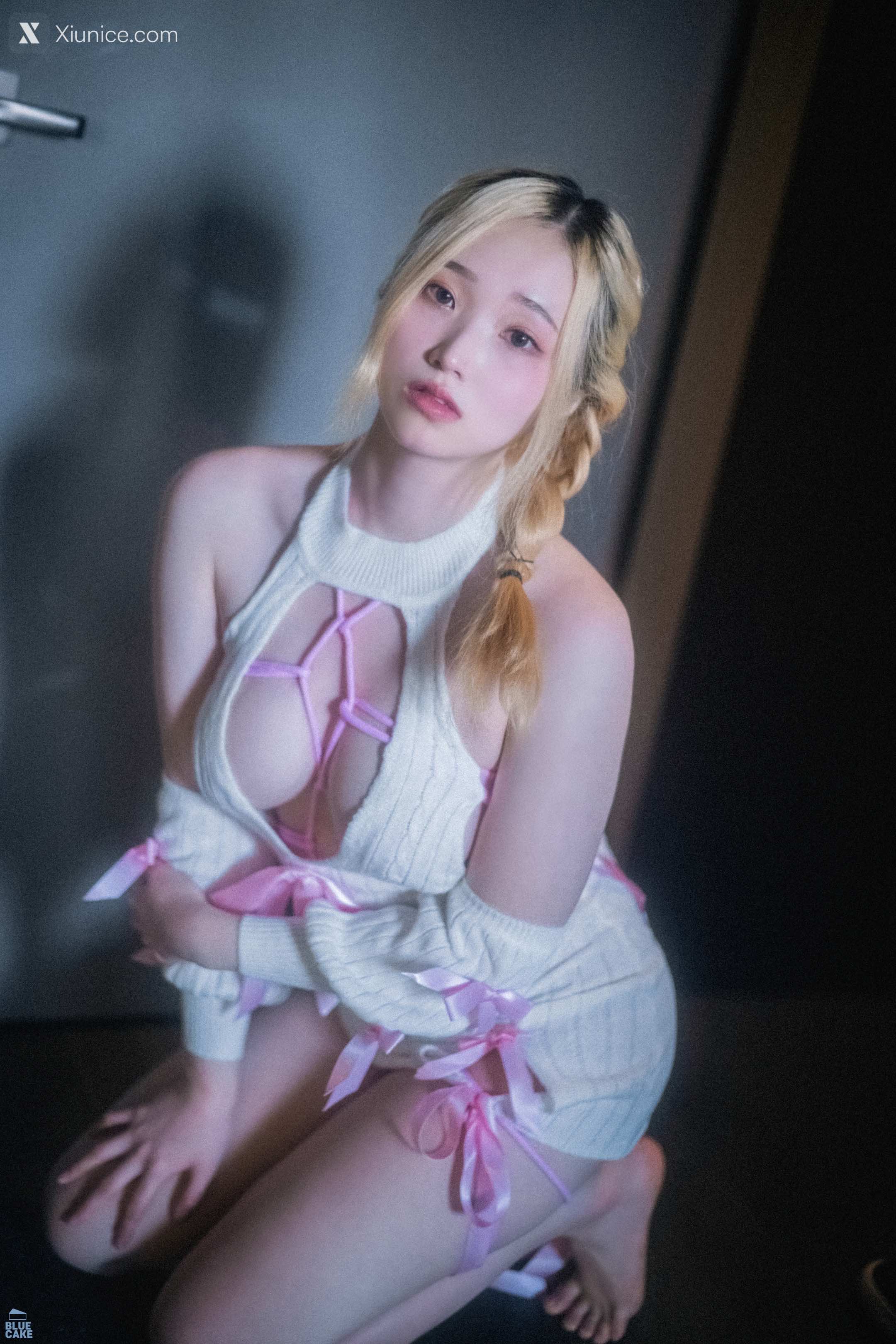 BLUECAKE Bambi (밤비) Present For U 17