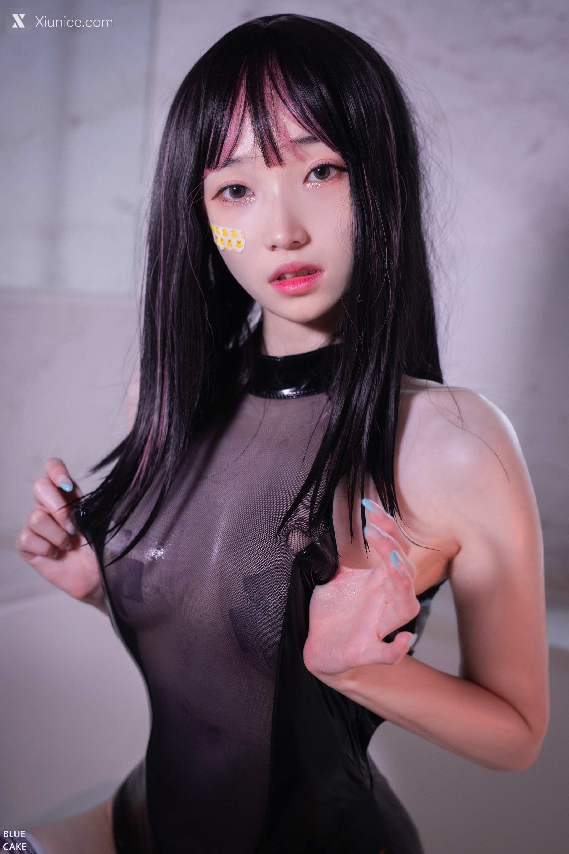 BLUECAKE Bambi (밤비) Pretty Savage 35