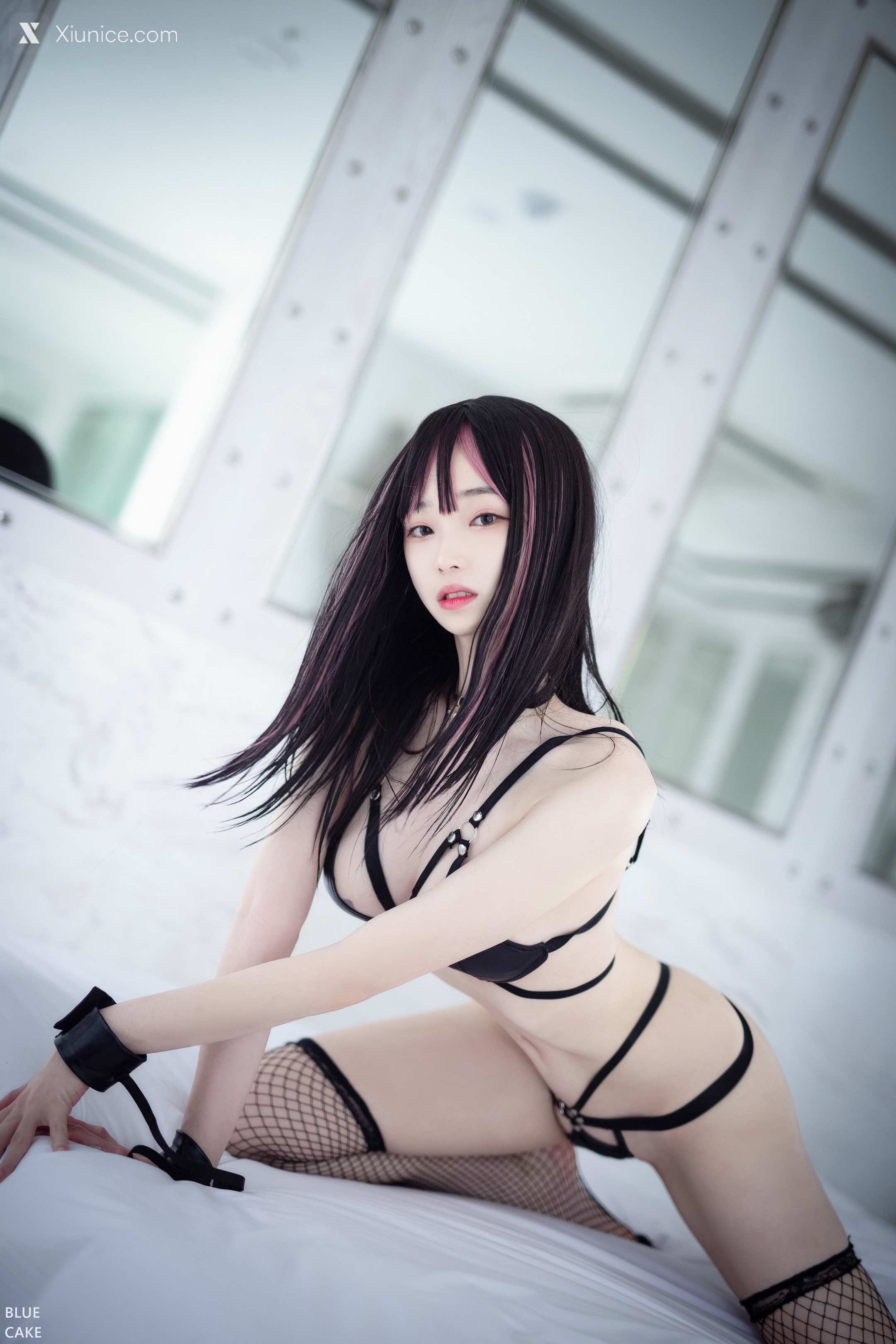 BLUECAKE Bambi (밤비) Pretty Savage 42
