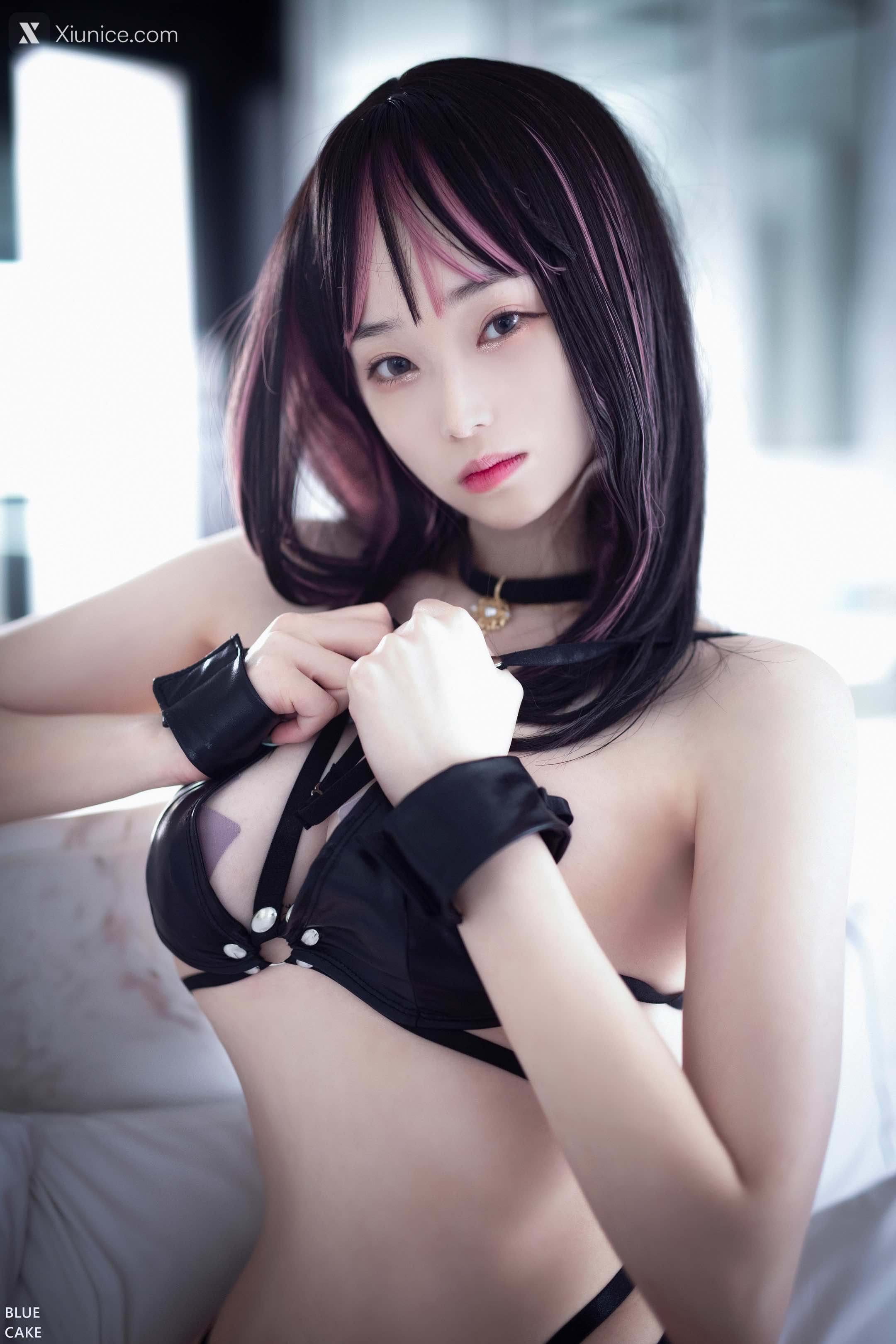 BLUECAKE Bambi (밤비) Pretty Savage 79