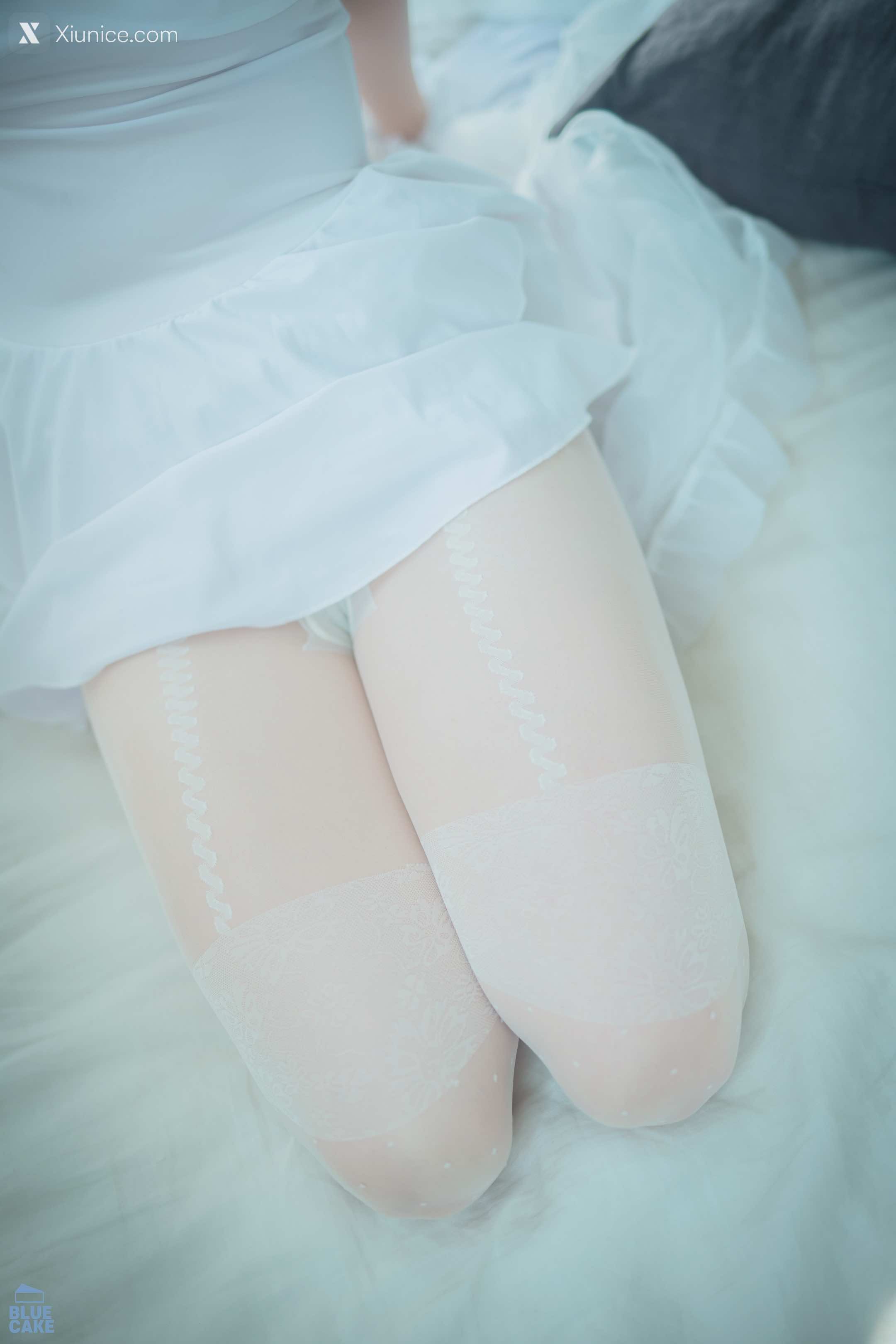 BLUECAKE Bambi (밤비) Sticky Boosette 98