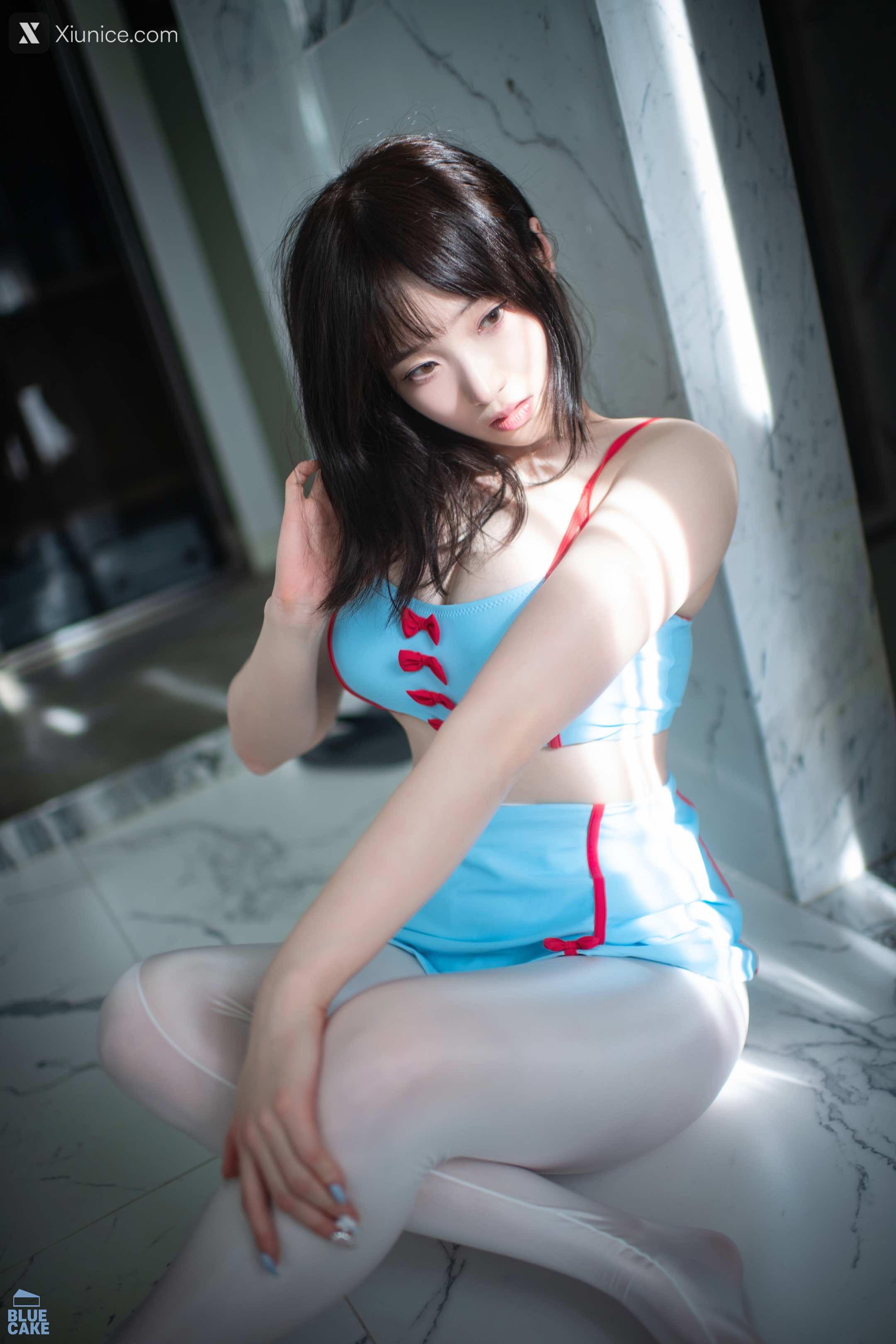 BLUECAKE Bambi (밤비) Love Dive 100