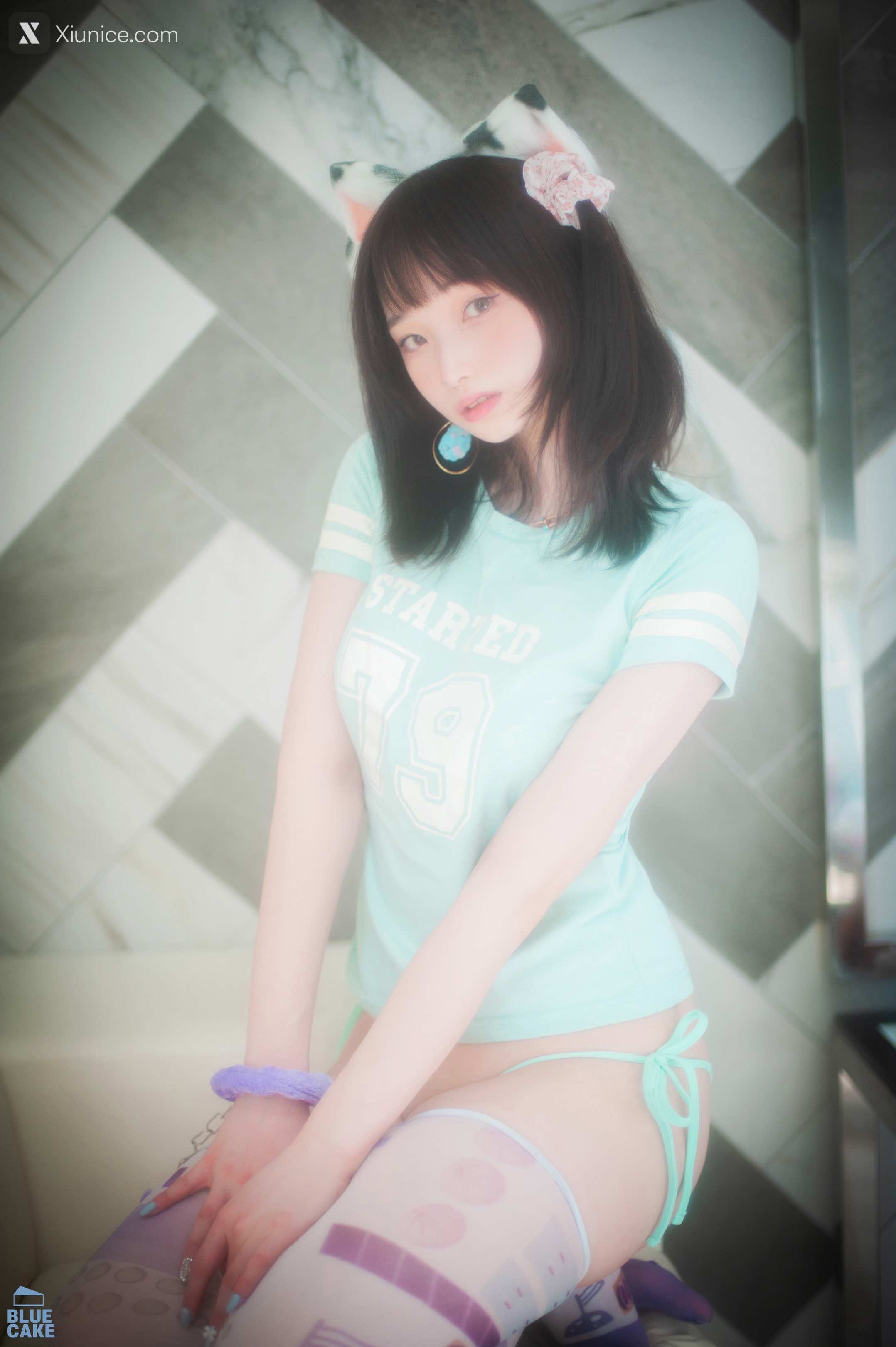 BLUECAKE Bambi (밤비) Naughty Cats Pink & Mint RED 92