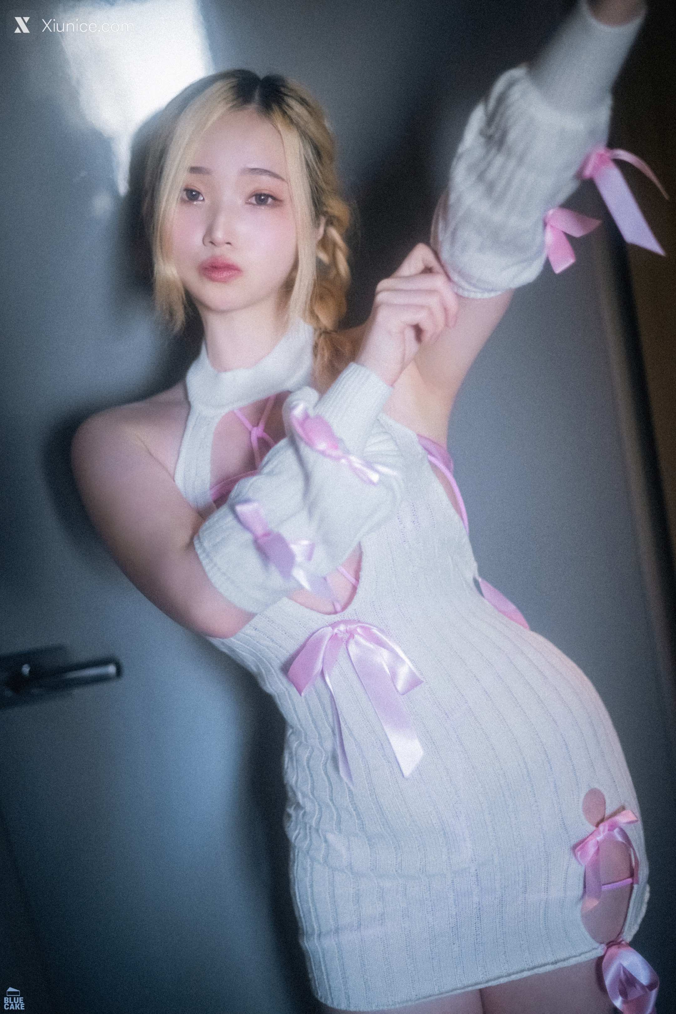 BLUECAKE Bambi (밤비) Present For U 4
