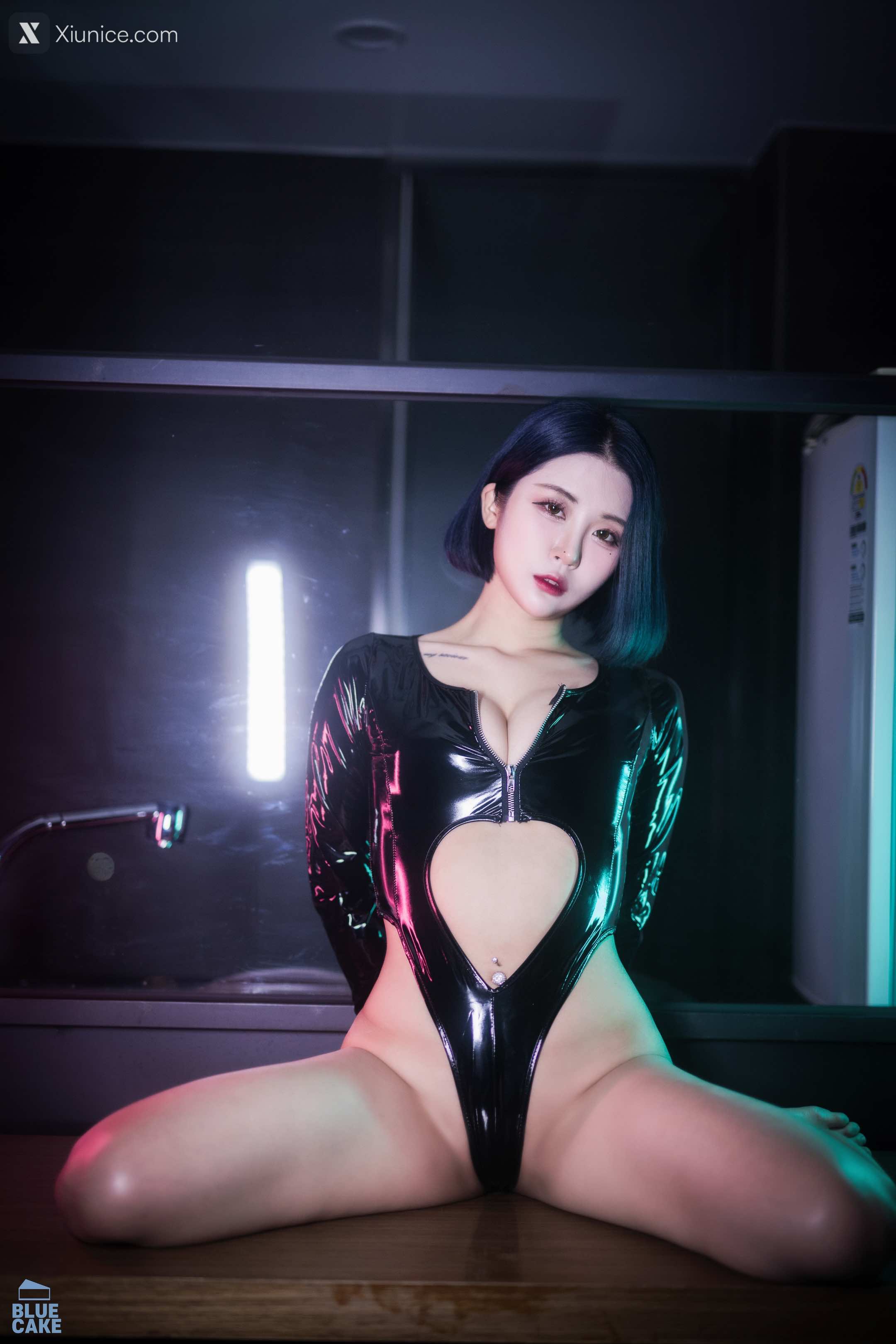 BLUECAKE Bomi (보미) City Of Night 52