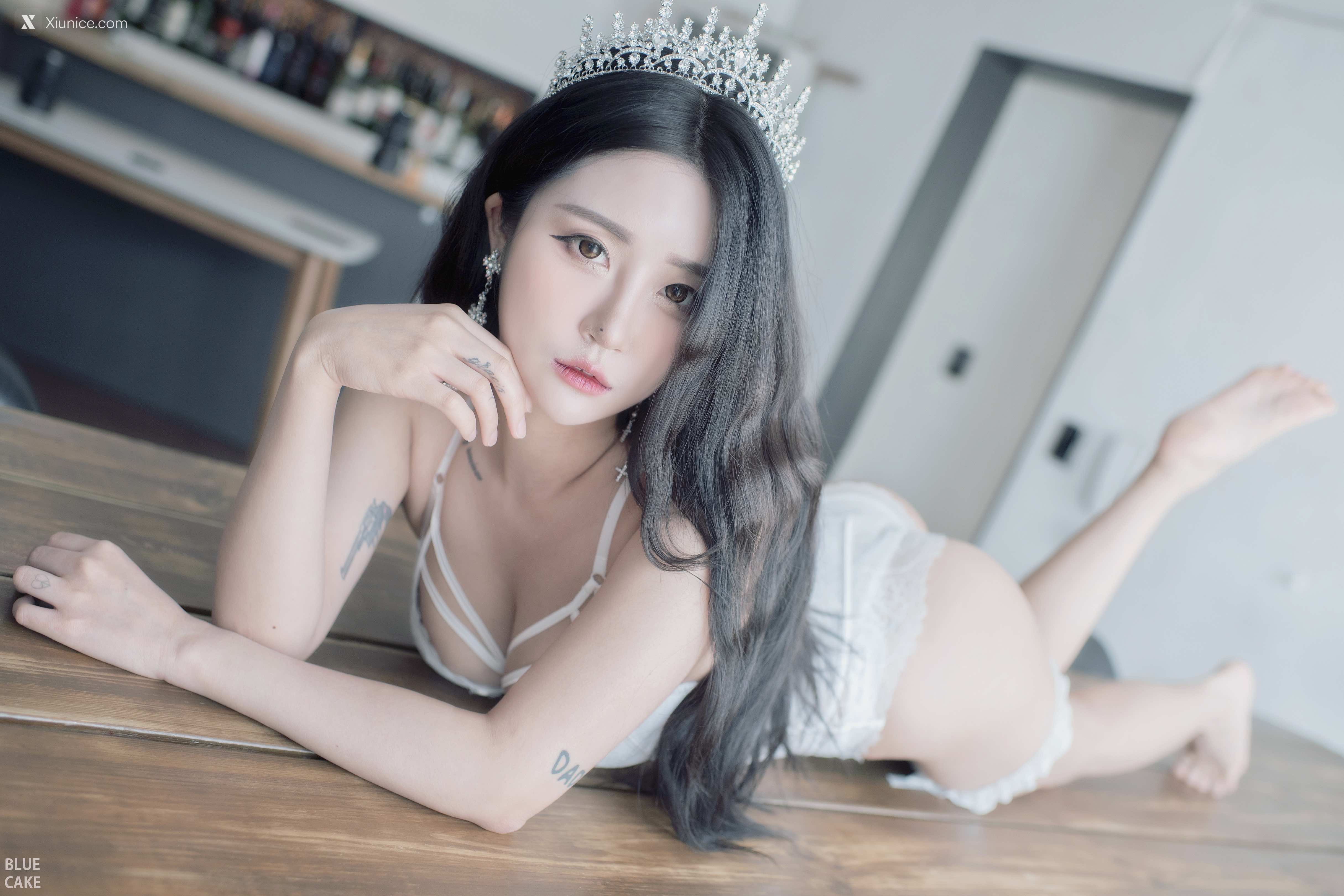 BLUECAKE Bomi (보미) Happy Bomiday 38