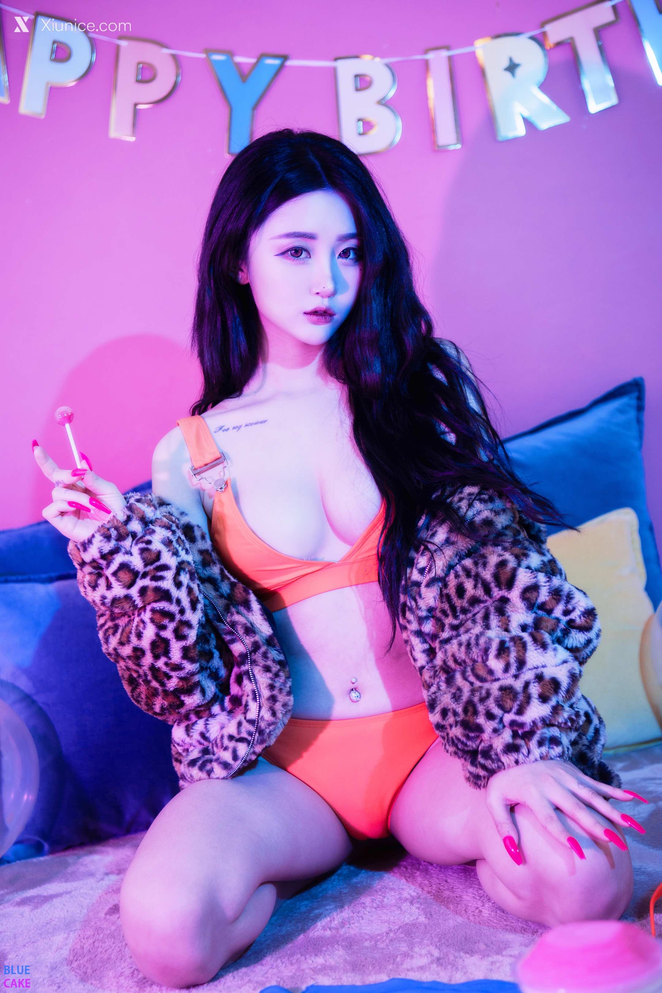 BLUECAKE Bomi (보미) Happy Bomiday 50