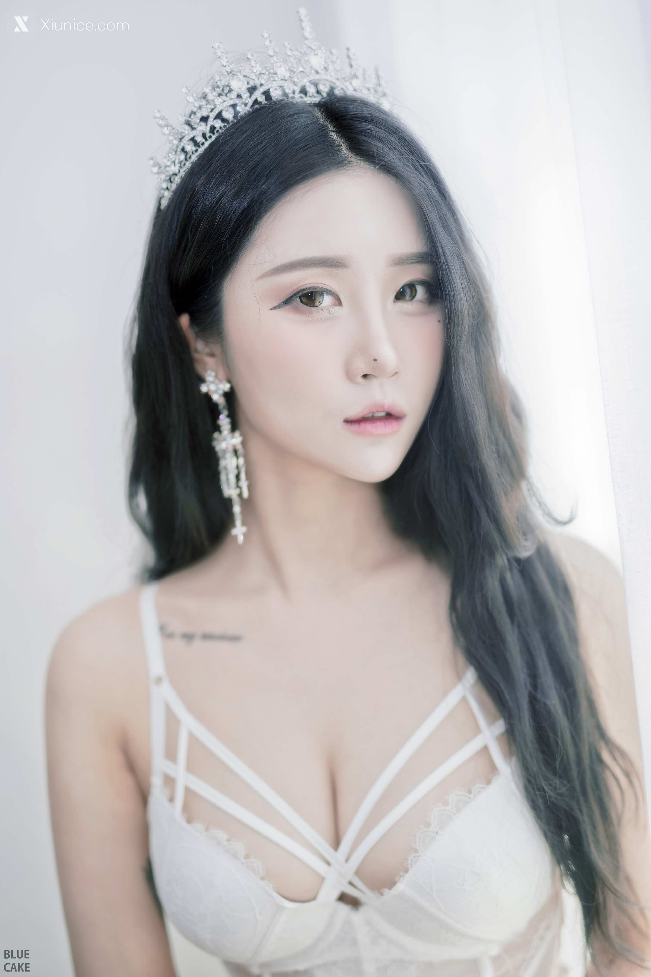 BLUECAKE Bomi (보미) Happy Bomiday 6