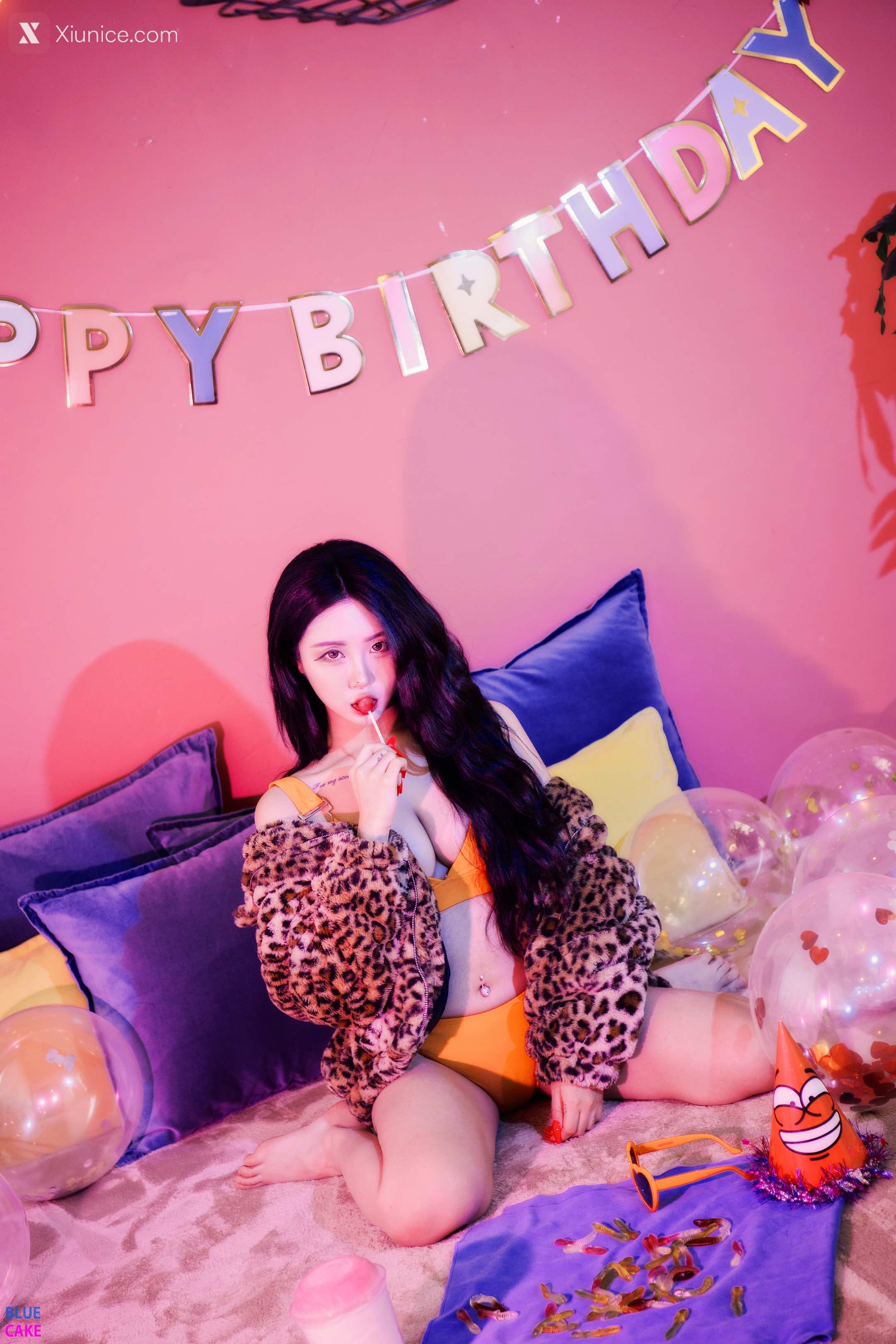 BLUECAKE Bomi (보미) Happy Bomiday 70
