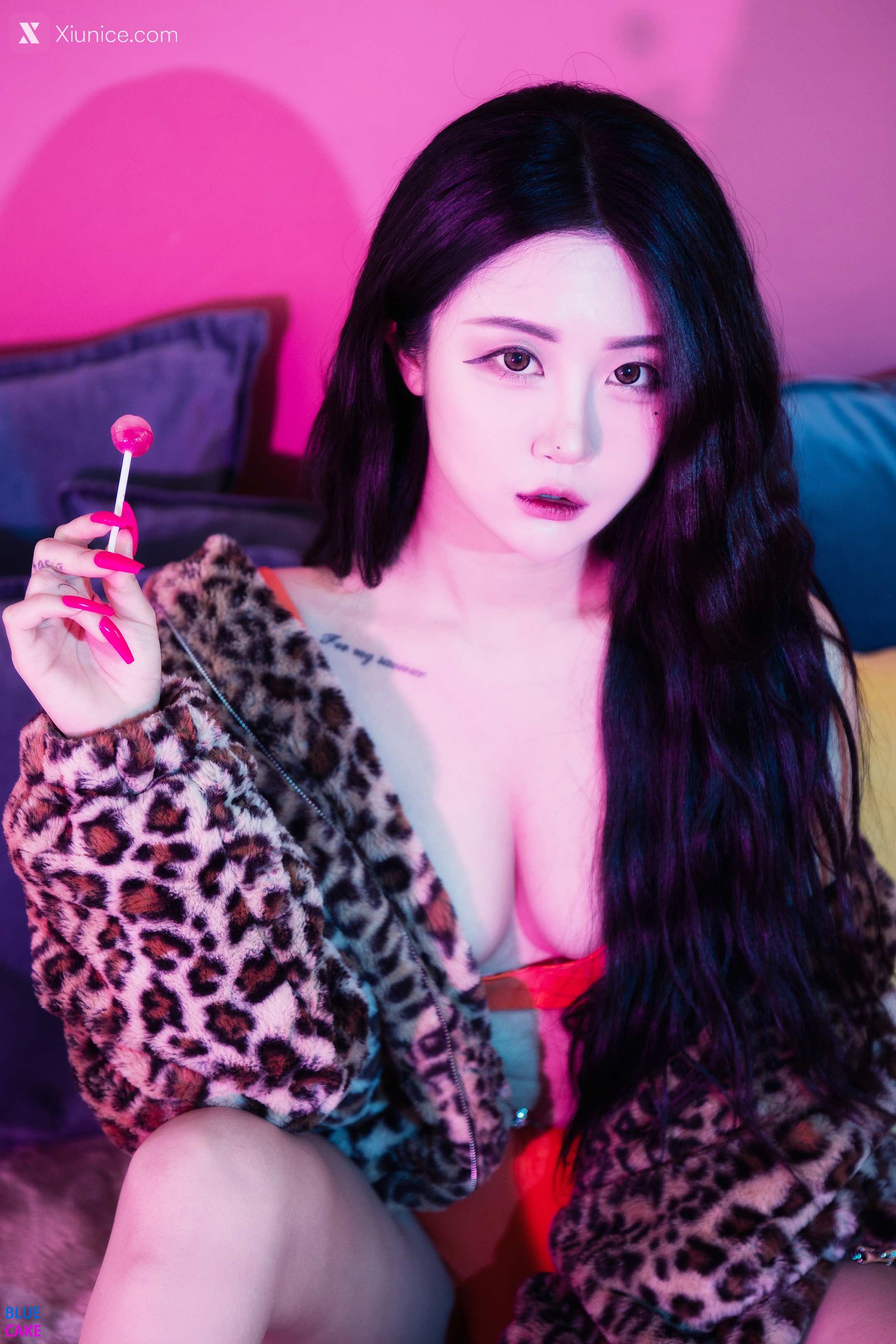 BLUECAKE Bomi (보미) Happy Bomiday 83