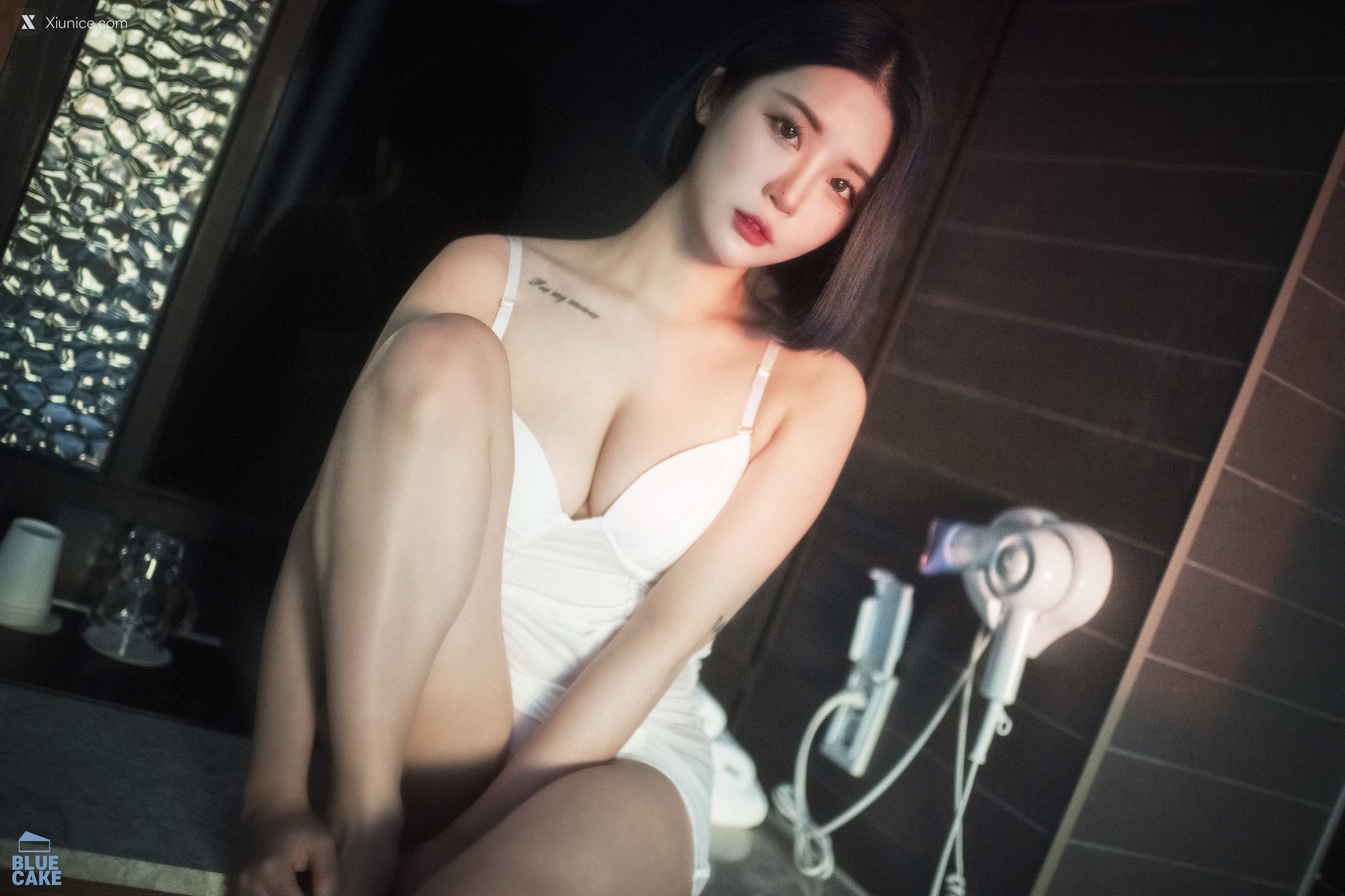 BLUECAKE Bomi (보미) SECRET 61