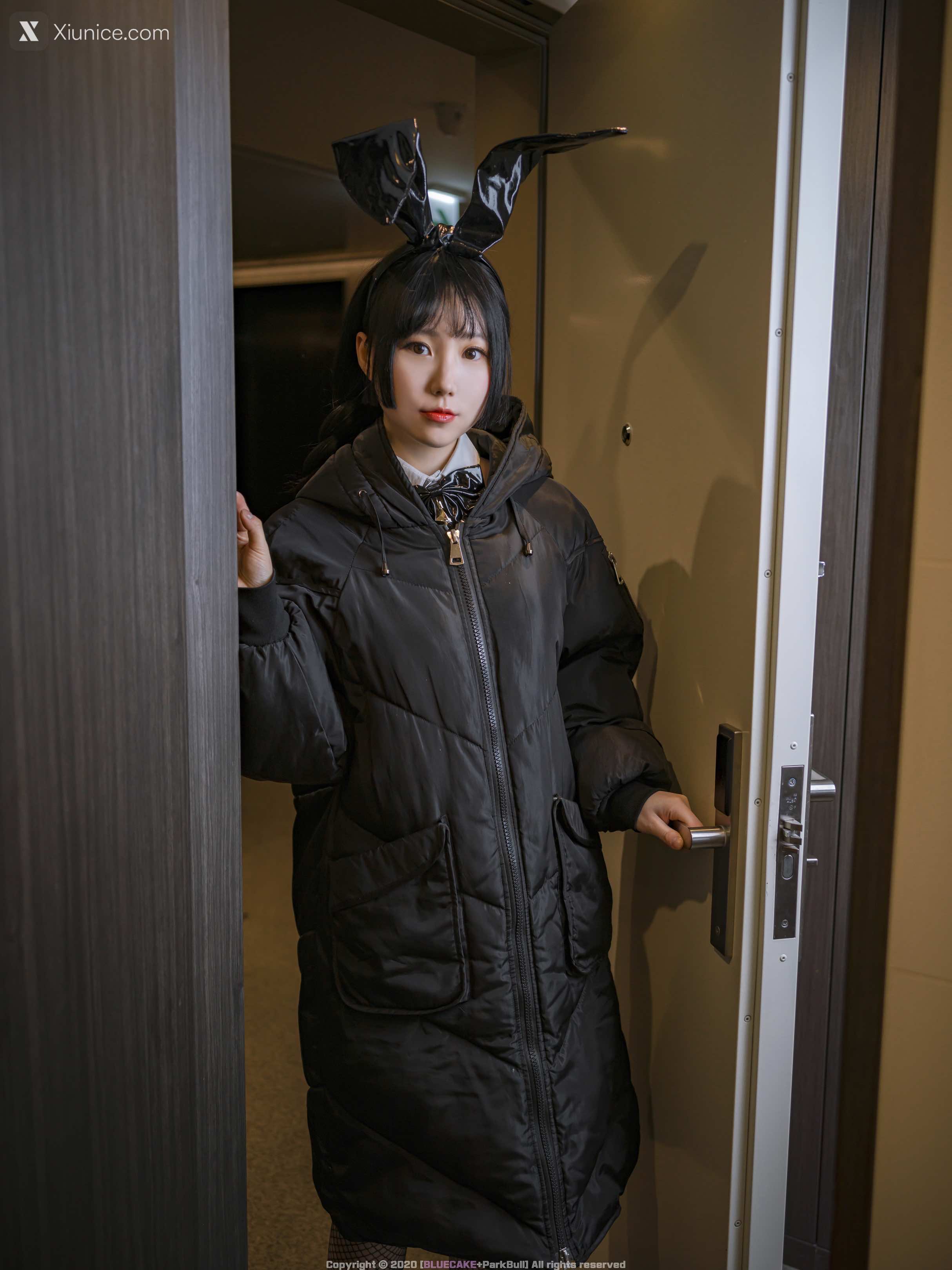 BLUECAKE Jamong (자몽) Play Bunny 1