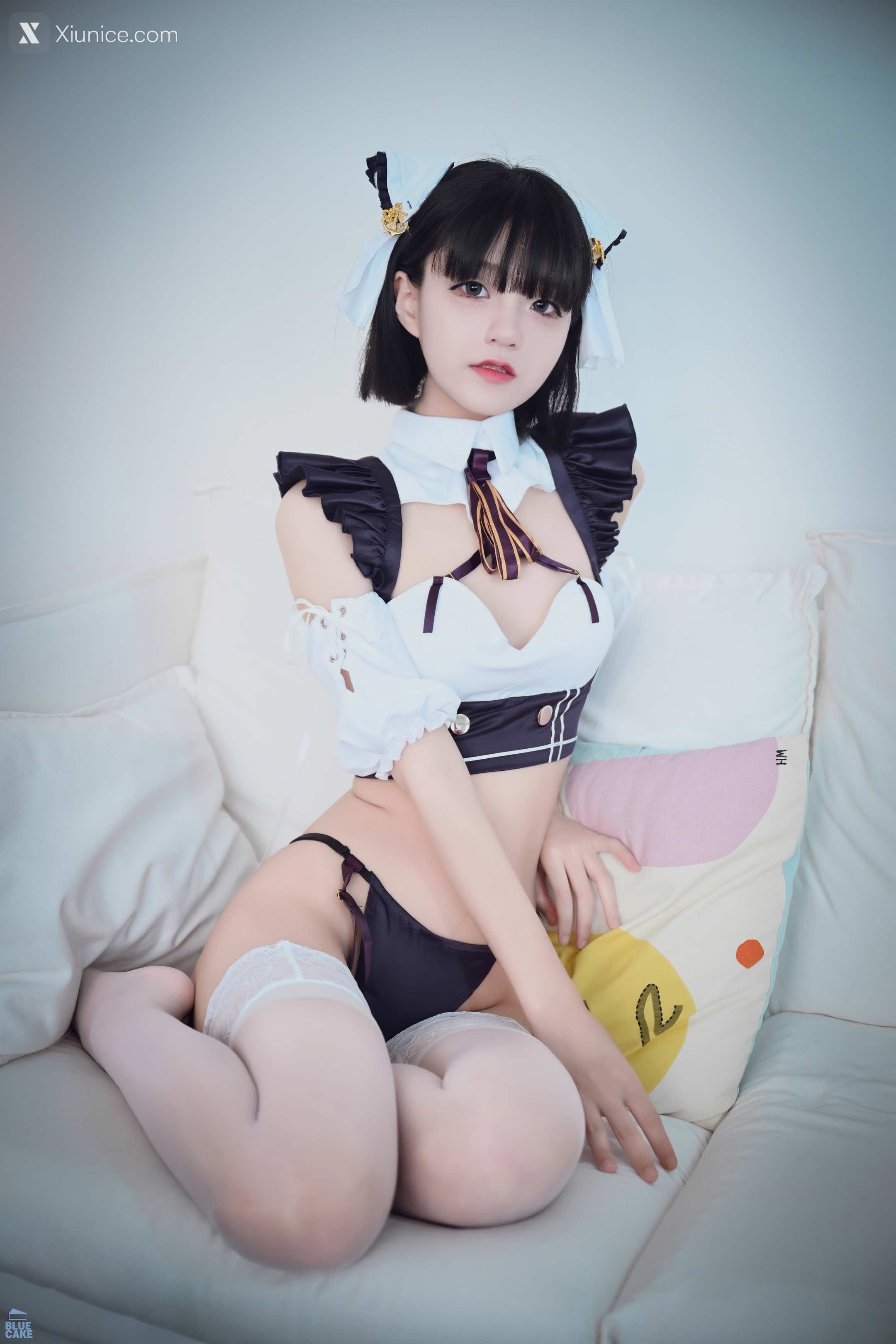 BLUECAKE Jeong Jenny (정제니) Maid Cosplay 19