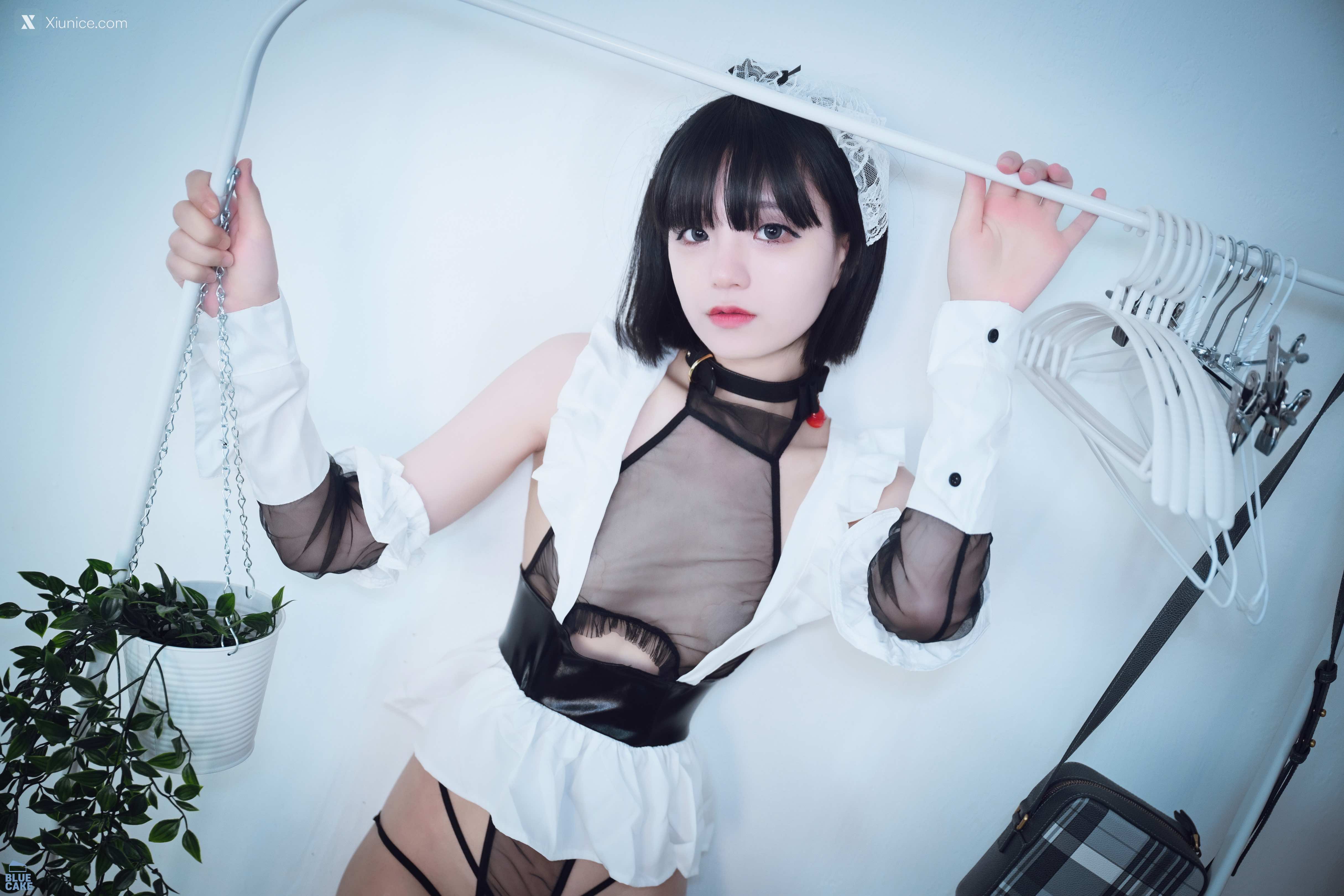 BLUECAKE Jeong Jenny (정제니) Maid Cosplay 82