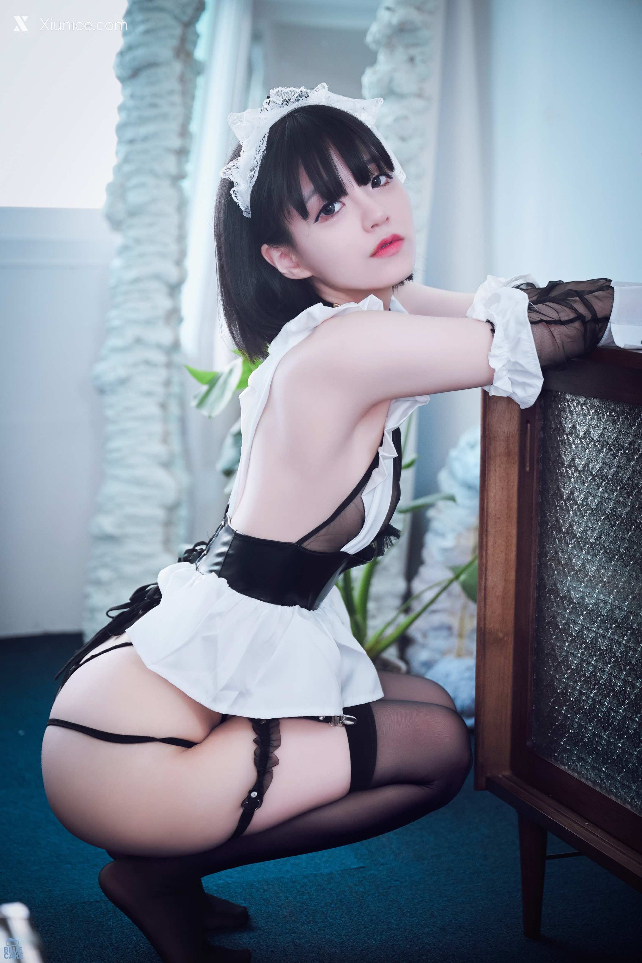 BLUECAKE Jeong Jenny (정제니) Maid Cosplay 88