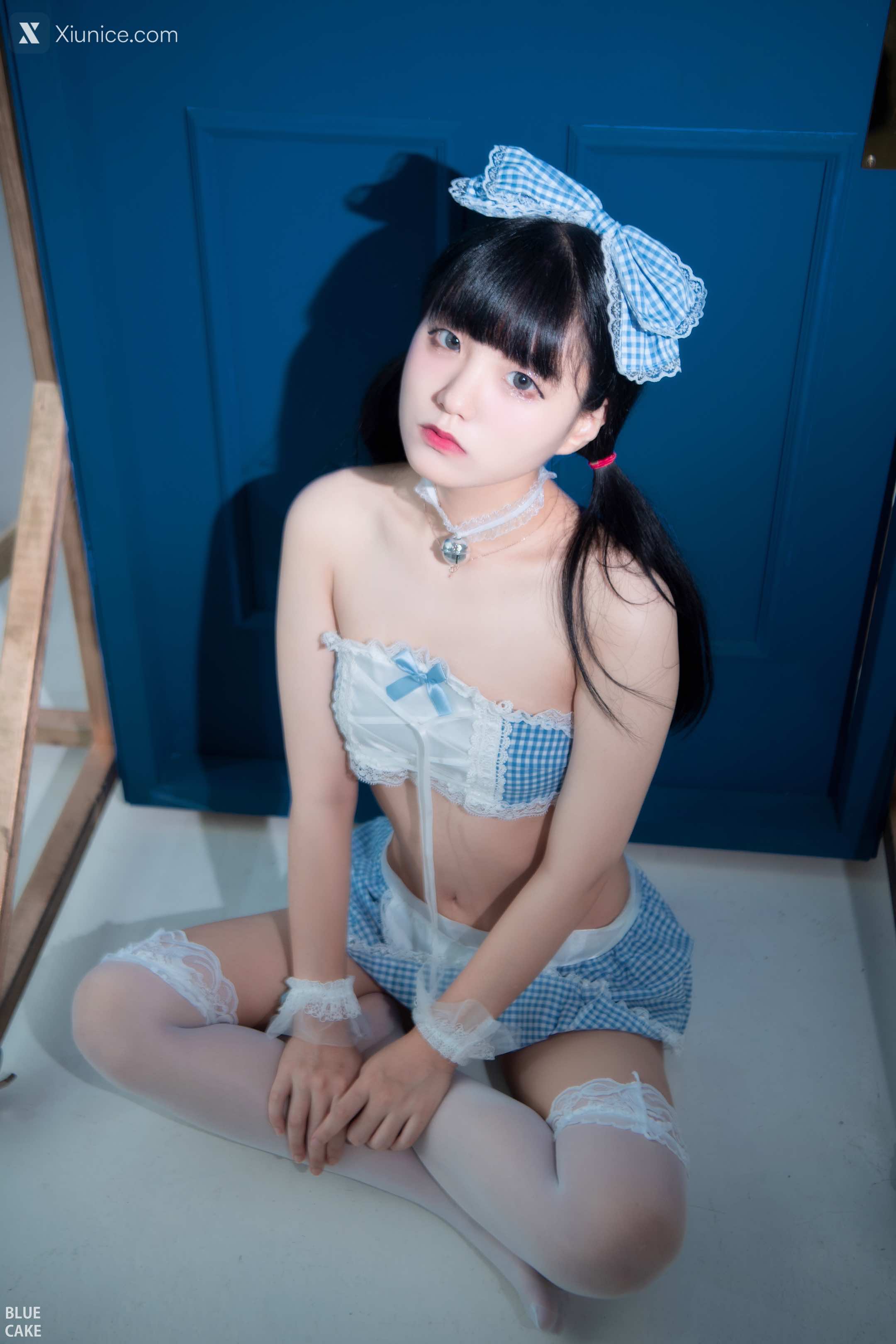 BLUECAKE Jeong Jenny (정제니) WHITE 52