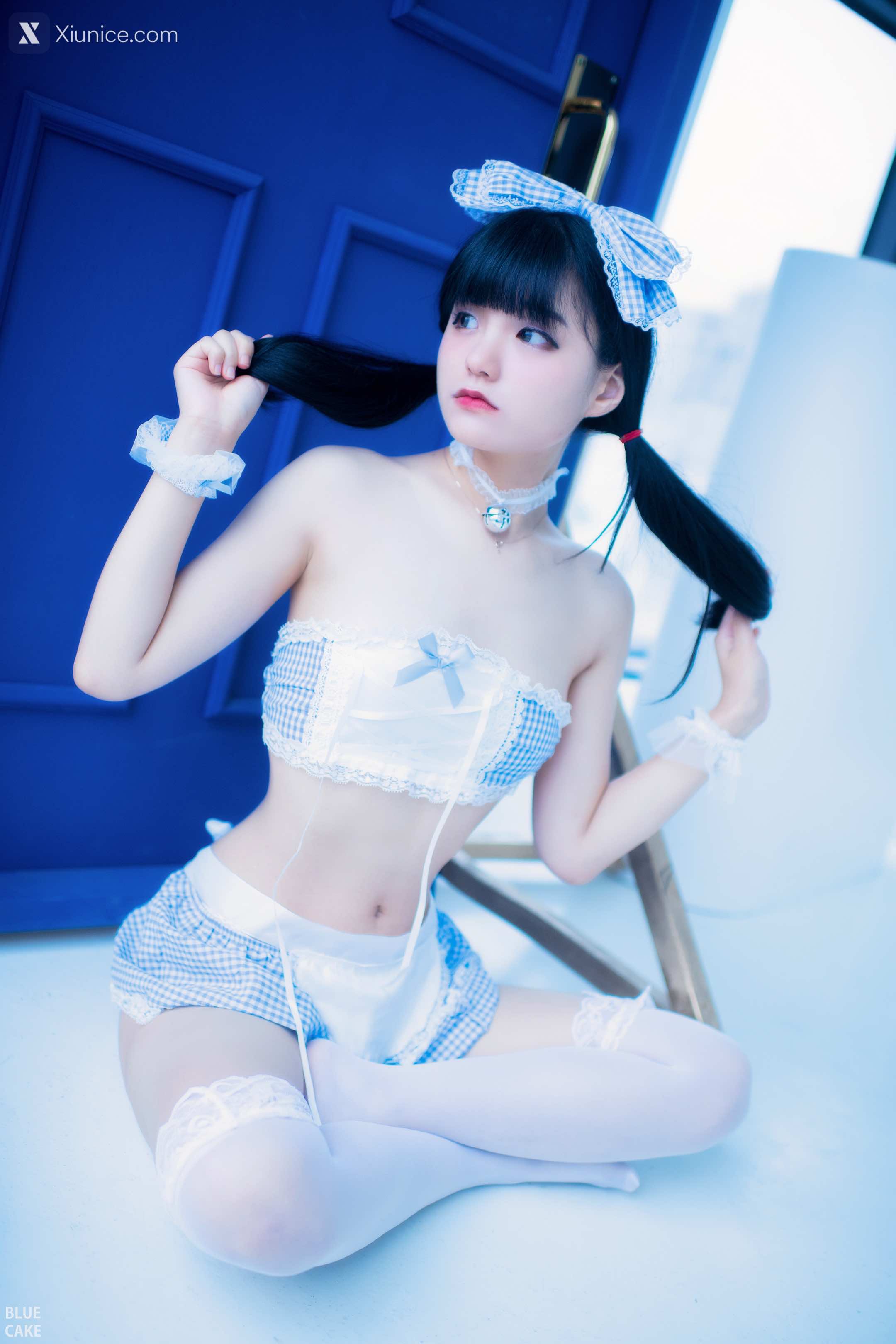 BLUECAKE Jeong Jenny (정제니) WHITE 70