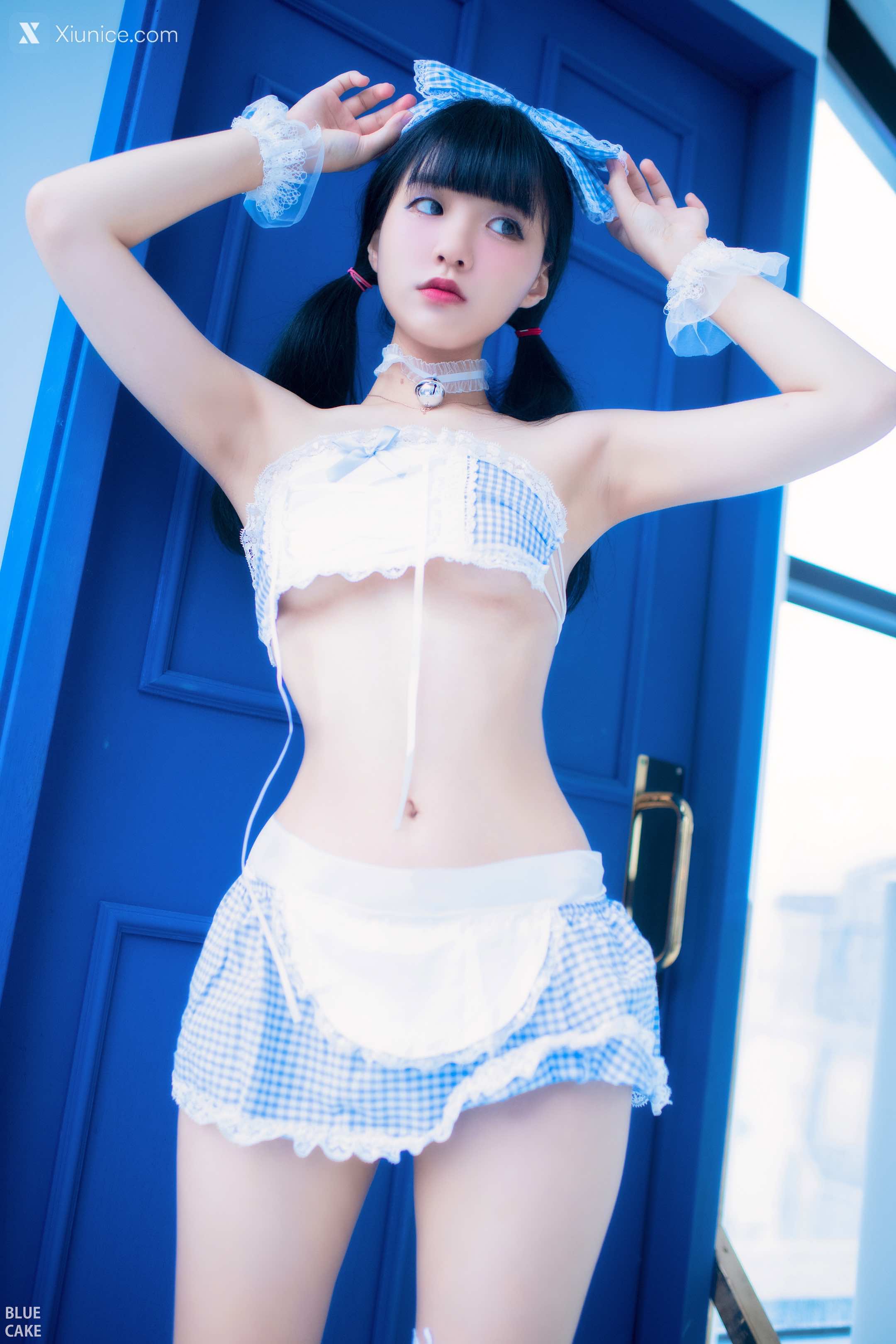 BLUECAKE Jeong Jenny (정제니) WHITE 72