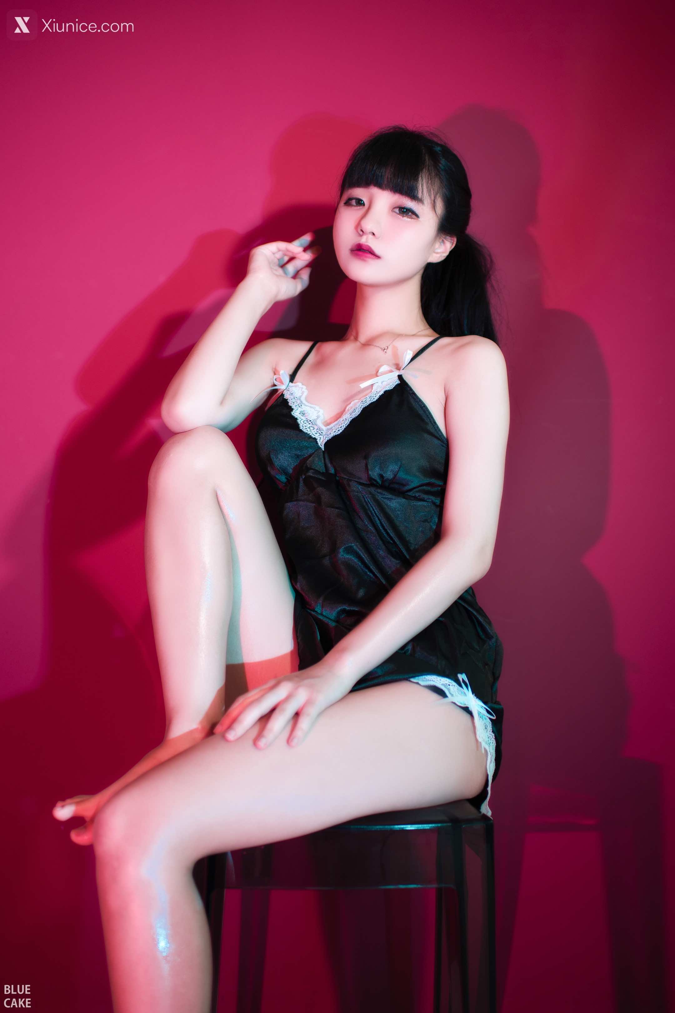 BLUECAKE Jeong Jenny (정제니) WHITE 73