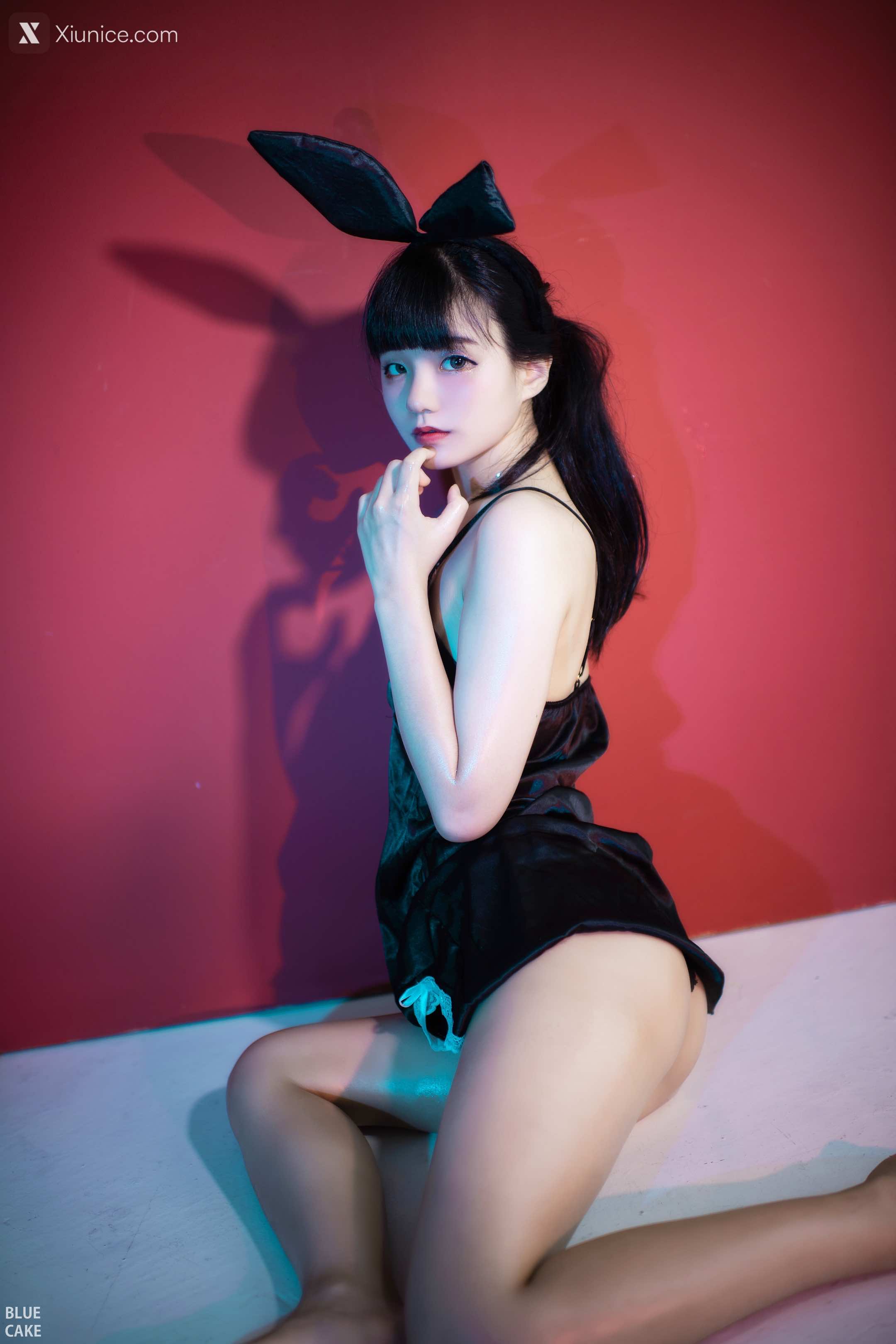 BLUECAKE Jeong Jenny (정제니) WHITE 85
