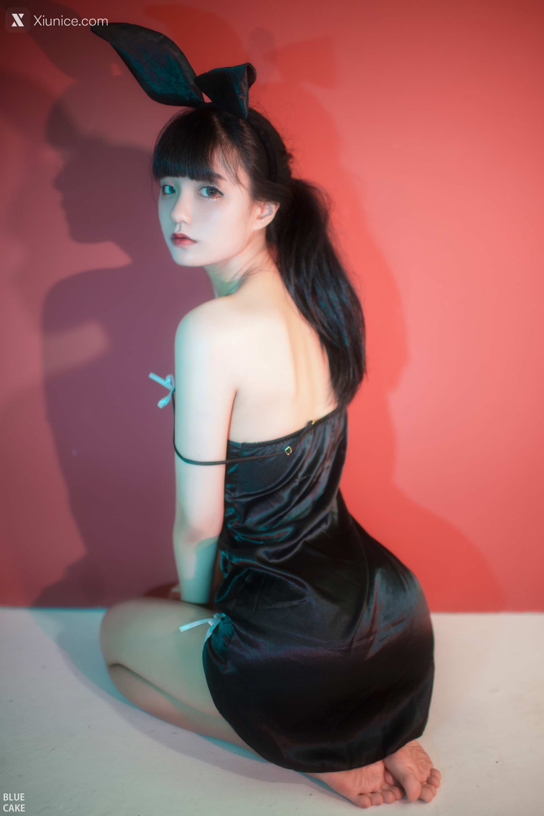 BLUECAKE Jeong Jenny (정제니) WHITE 98