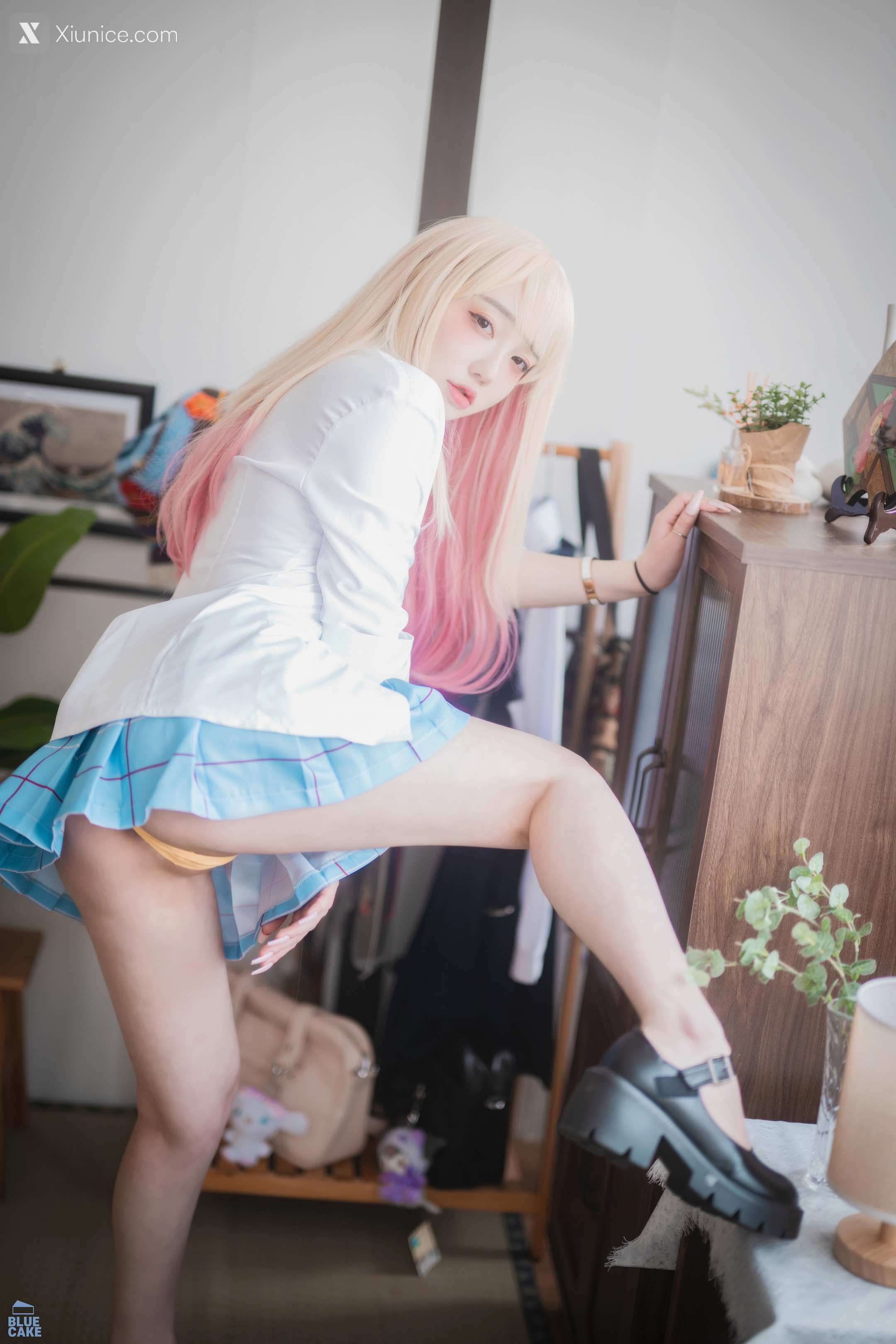 BLUECAKE Son Ye Eun (손예은) Marin Kitagawa WHITE Ver 31