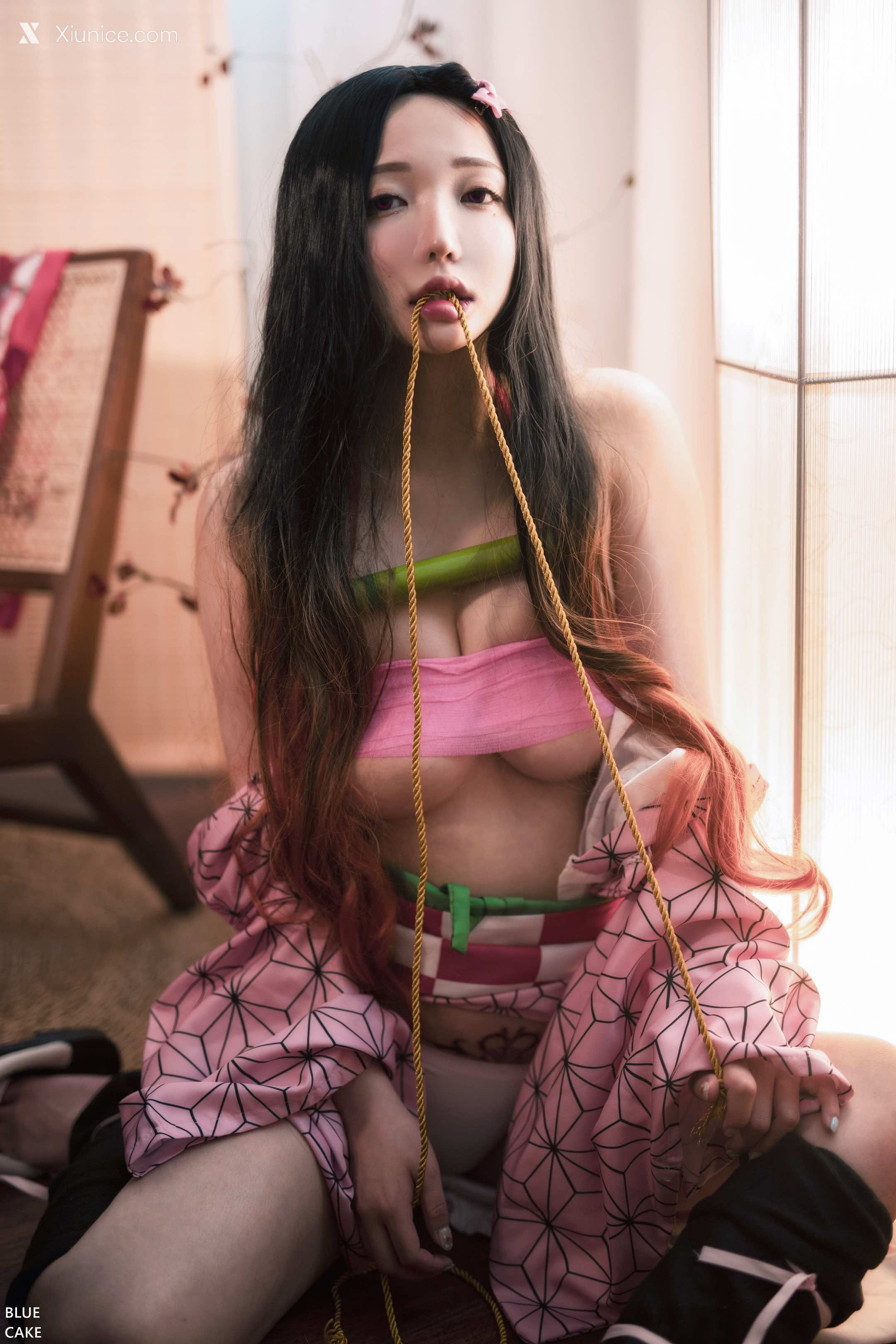 BLUECAKE Son Ye Eun (손예은) Pink Oni 21