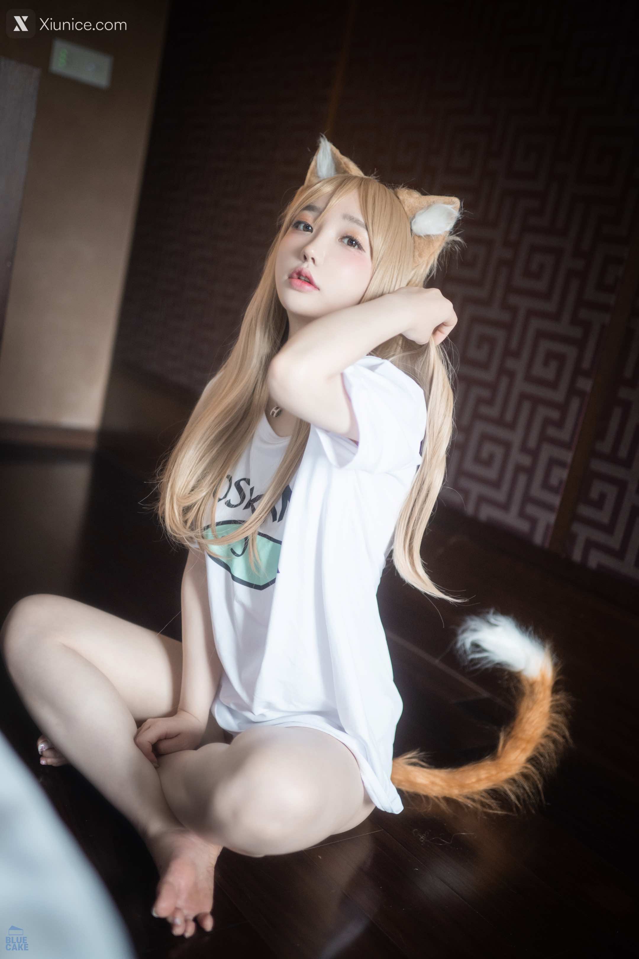 BLUECAKE Son Ye Eun (손예은) Puss Puss (+RED Ver + COSPLAY) 106