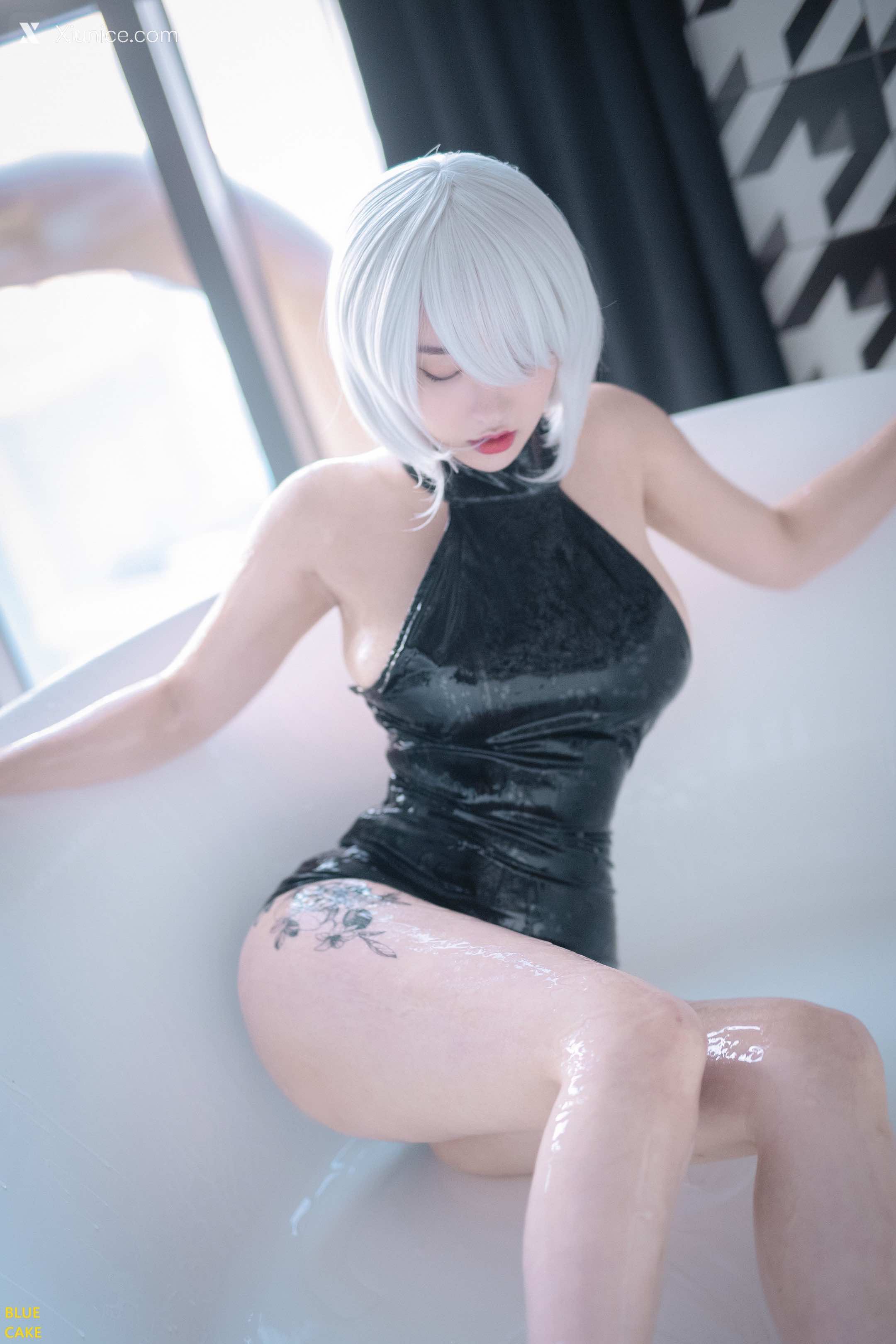 BLUECAKE Son Ye Eun (손예은) 2B RED (+RED.Ver) 193