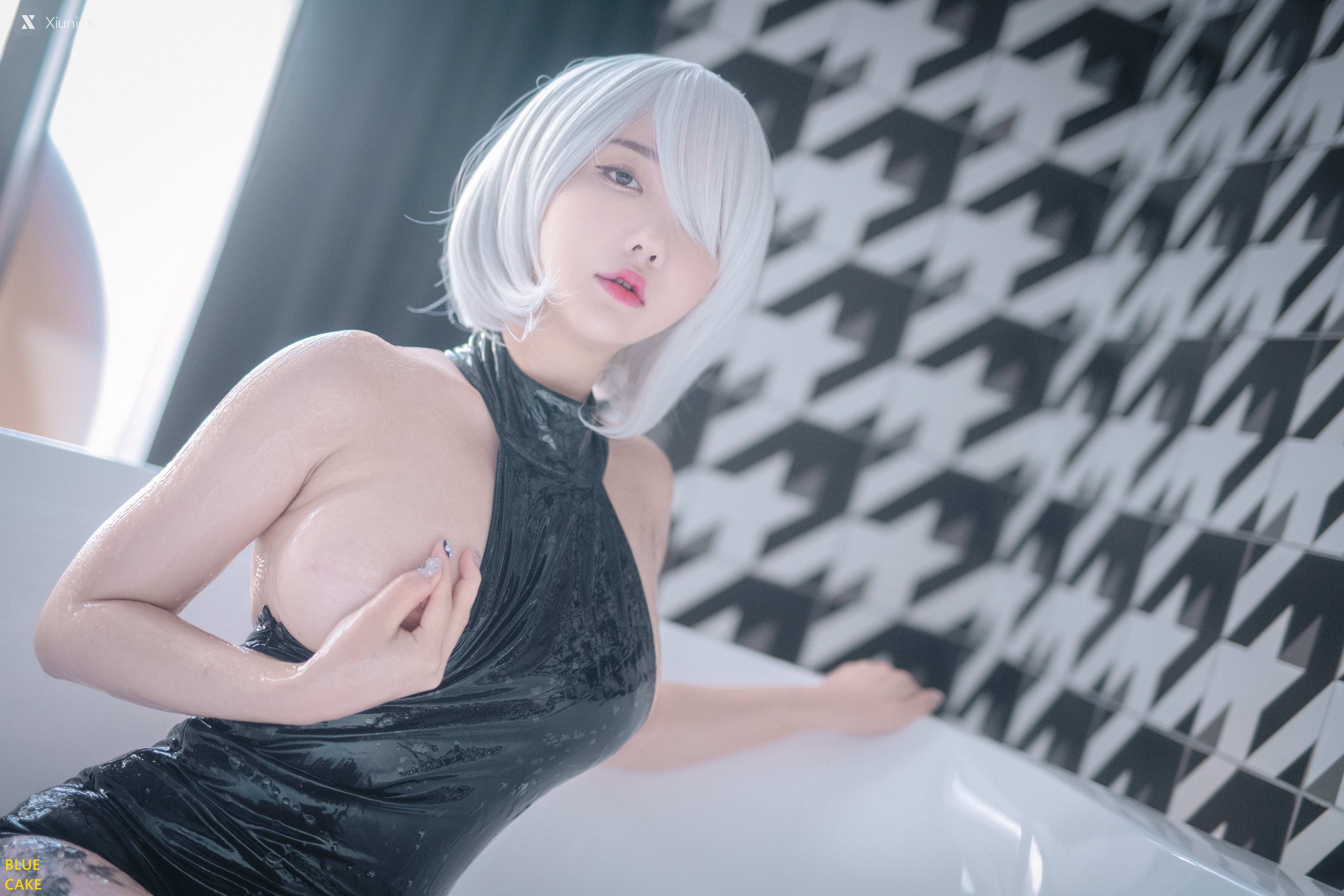 BLUECAKE Son Ye Eun (손예은) 2B RED (+RED.Ver) 194
