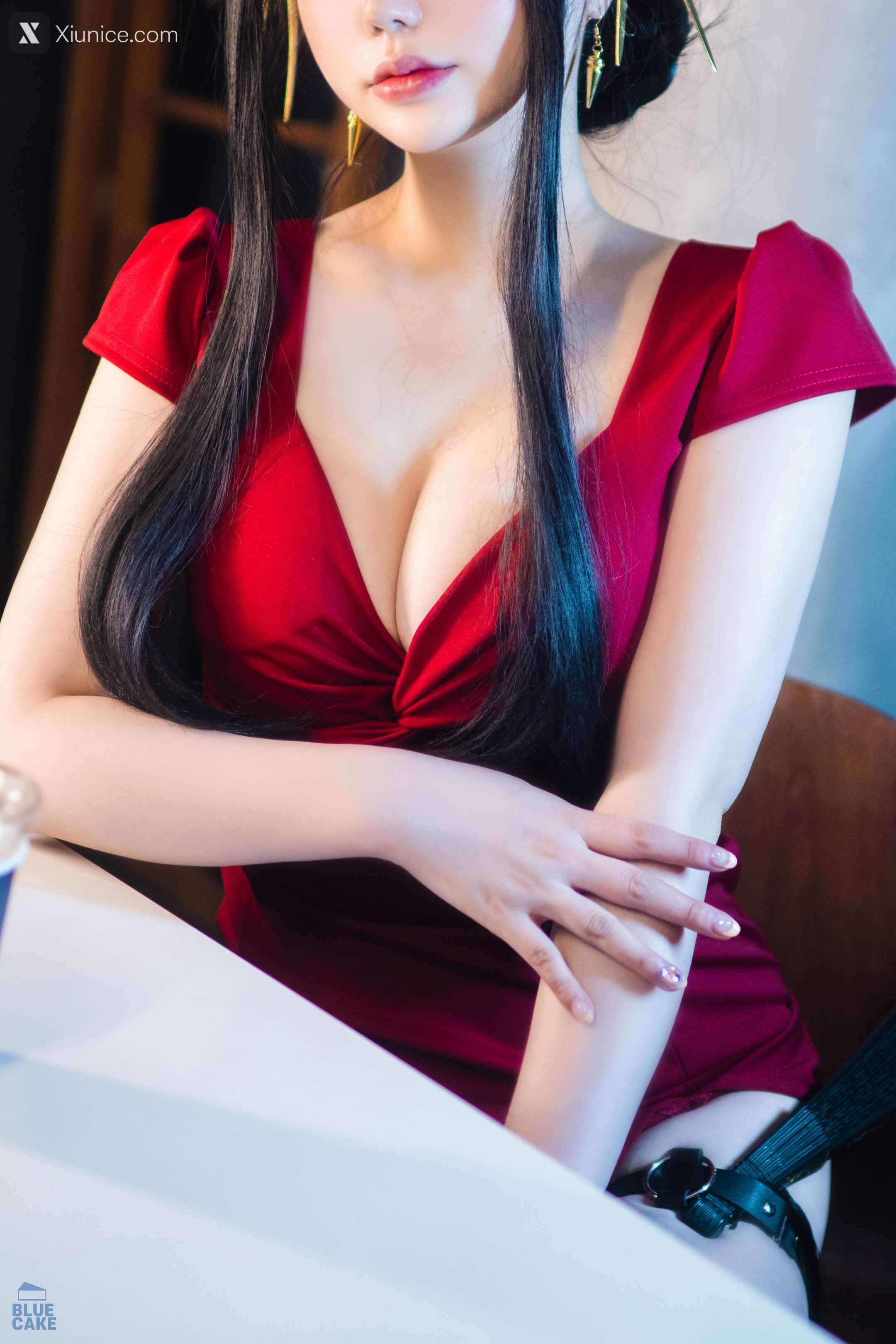BLUECAKE Son Ye Eun (손예은) Black Rose RED+ 103