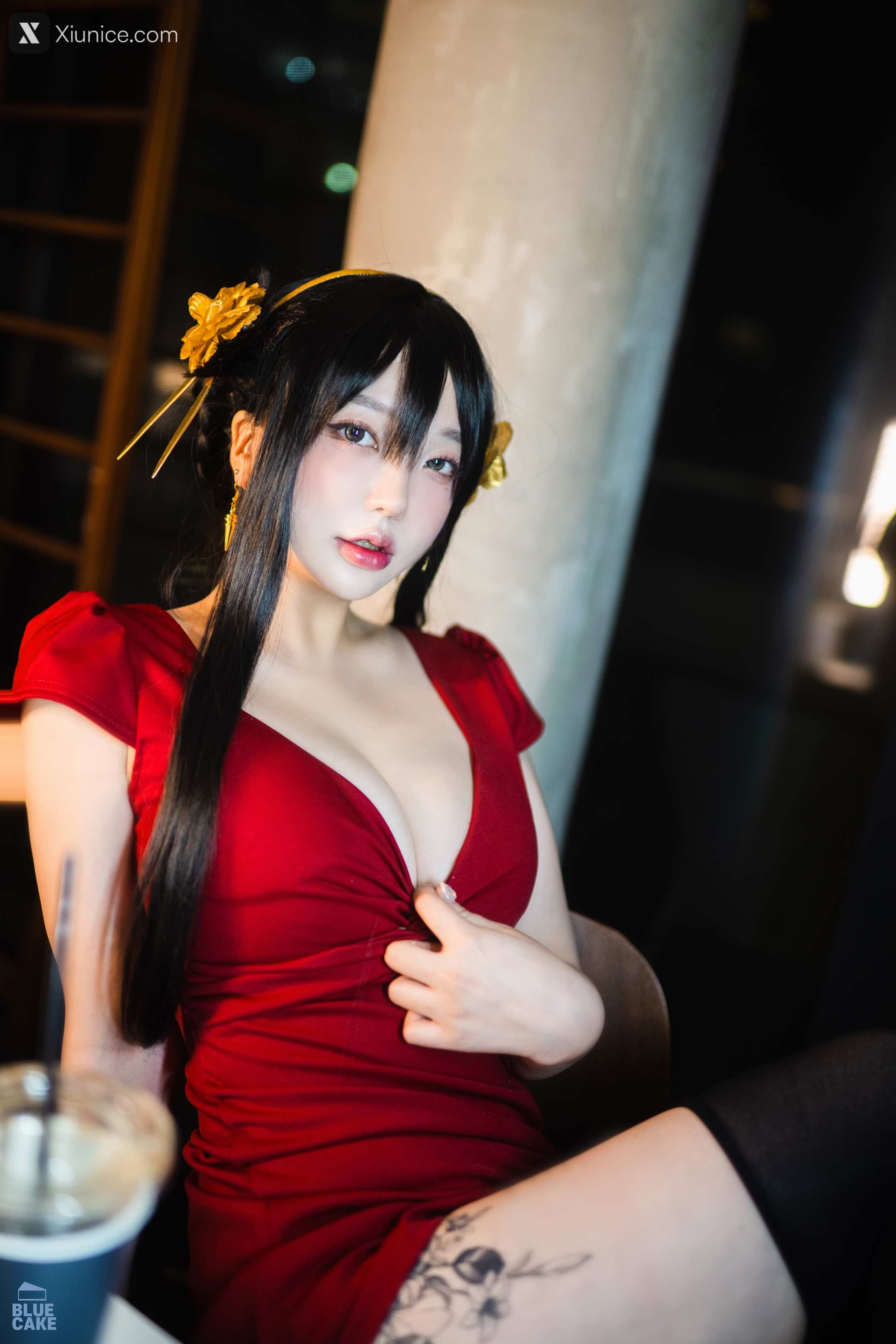 BLUECAKE Son Ye Eun (손예은) Black Rose RED+ 105