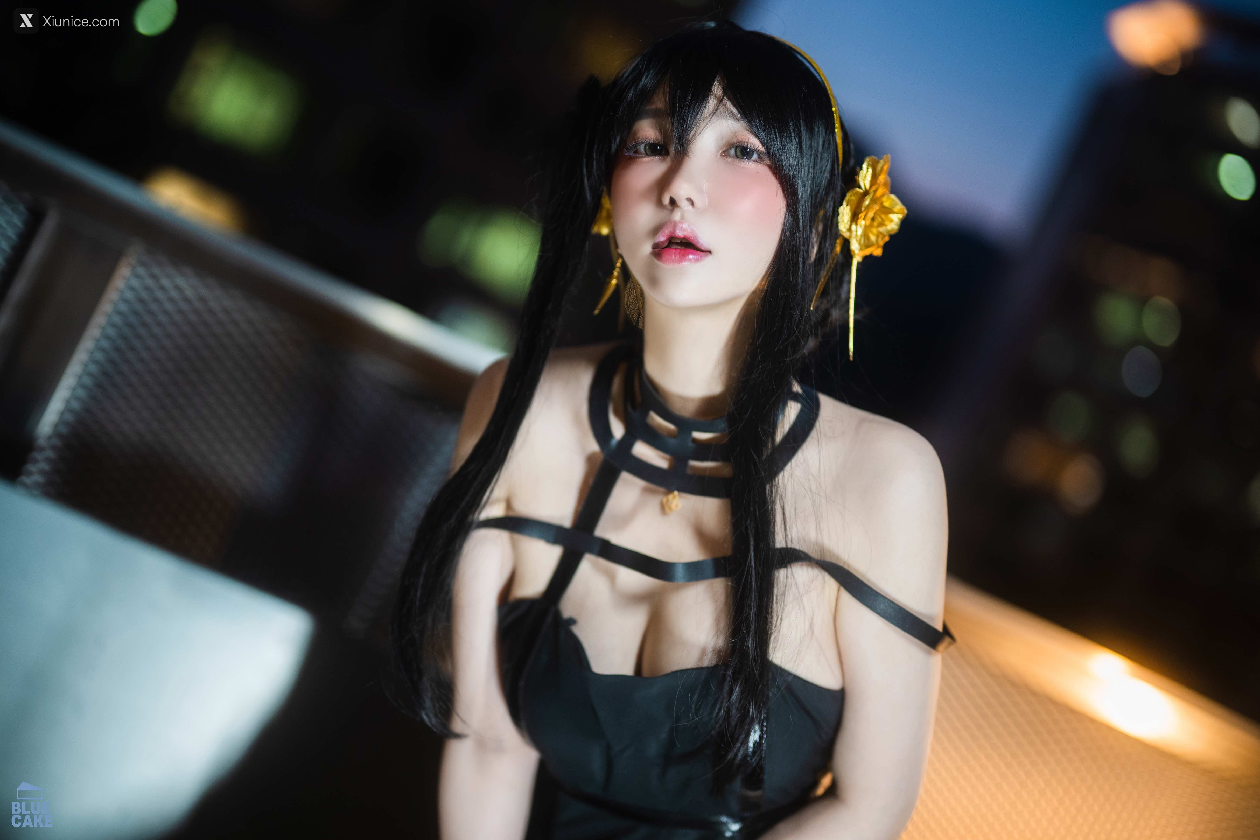 BLUECAKE Son Ye Eun (손예은) Black Rose RED+ 21