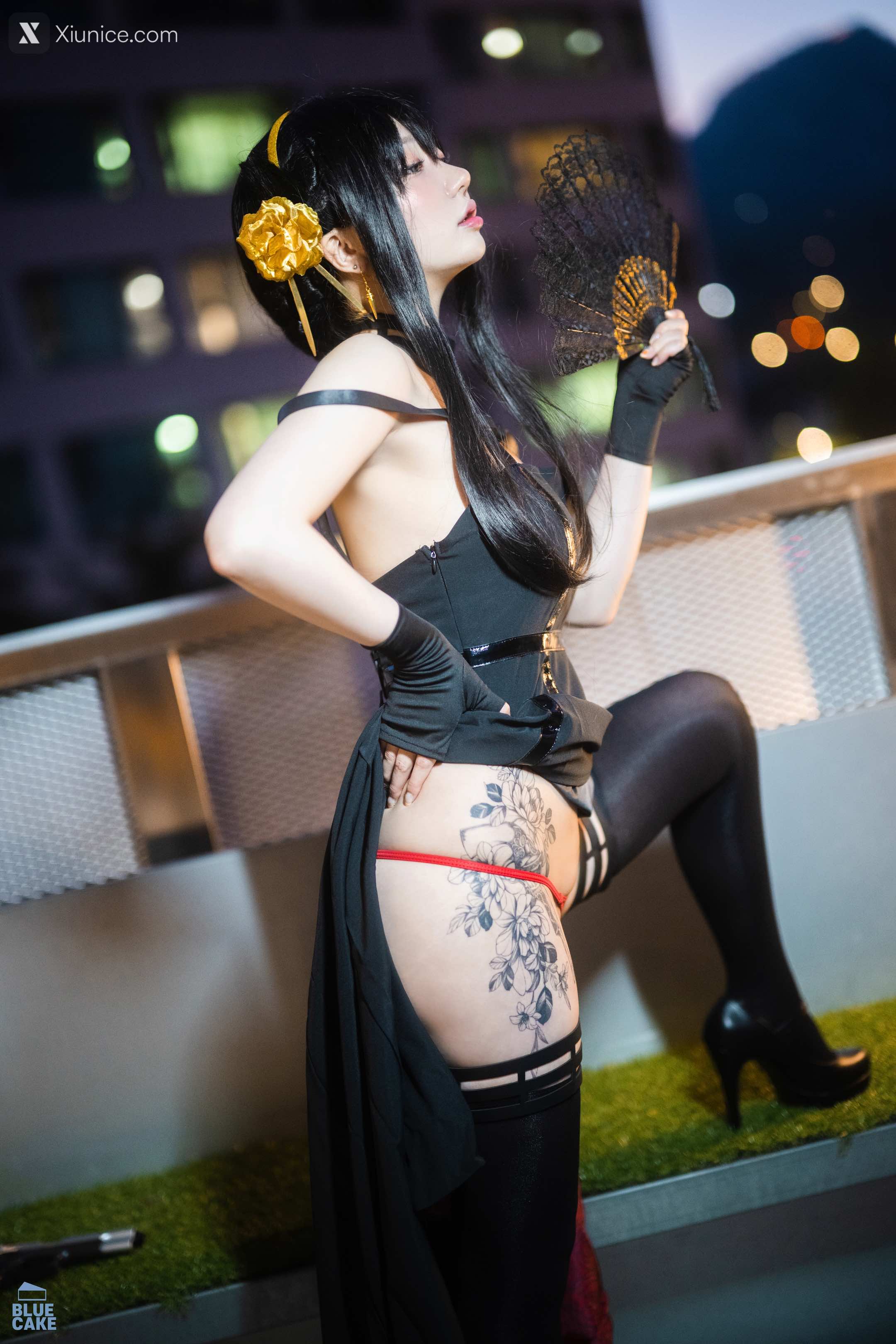 BLUECAKE Son Ye Eun (손예은) Black Rose RED+ 5