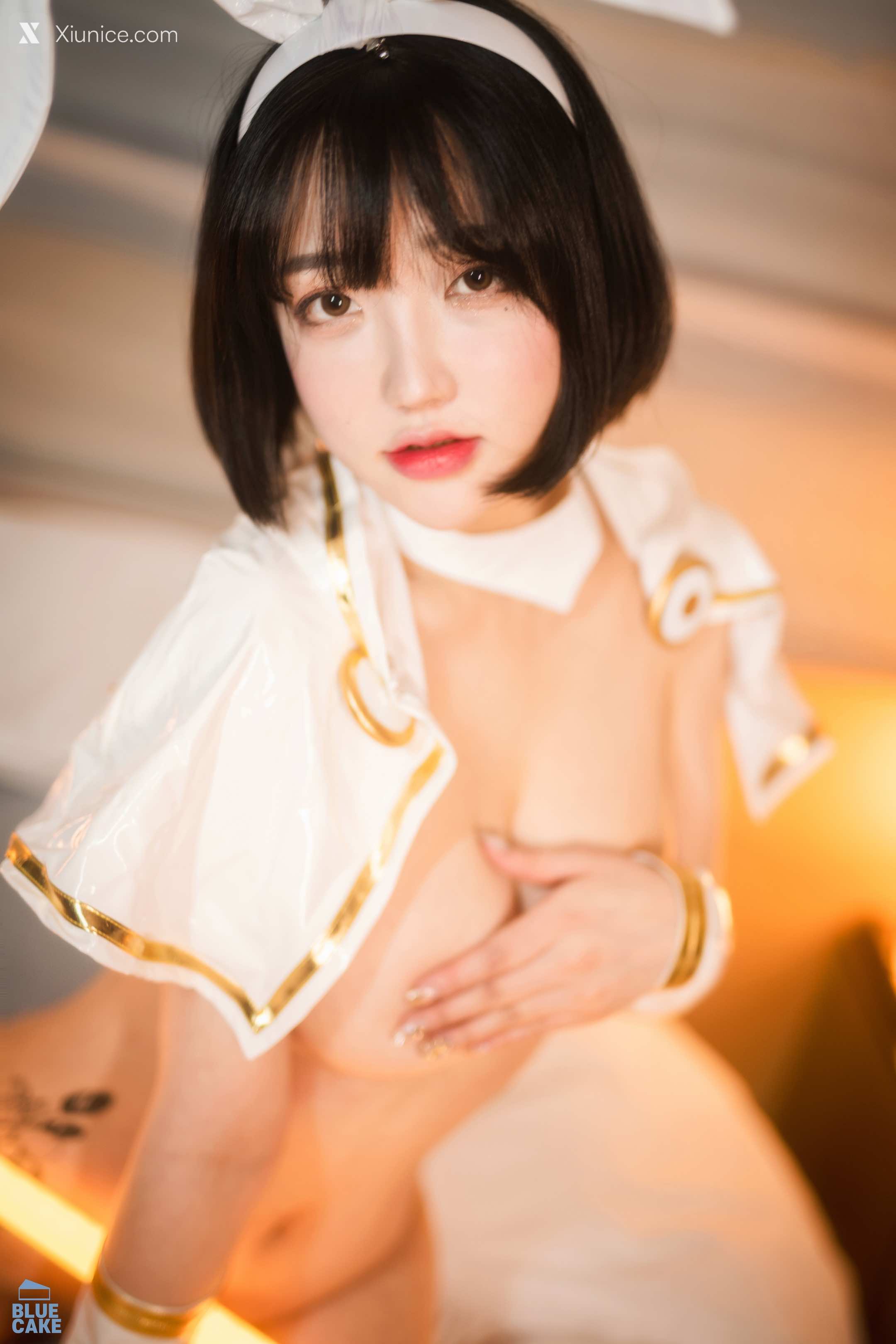 BLUECAKE Son Ye Eun (손예은) BunnyLuXXX 18