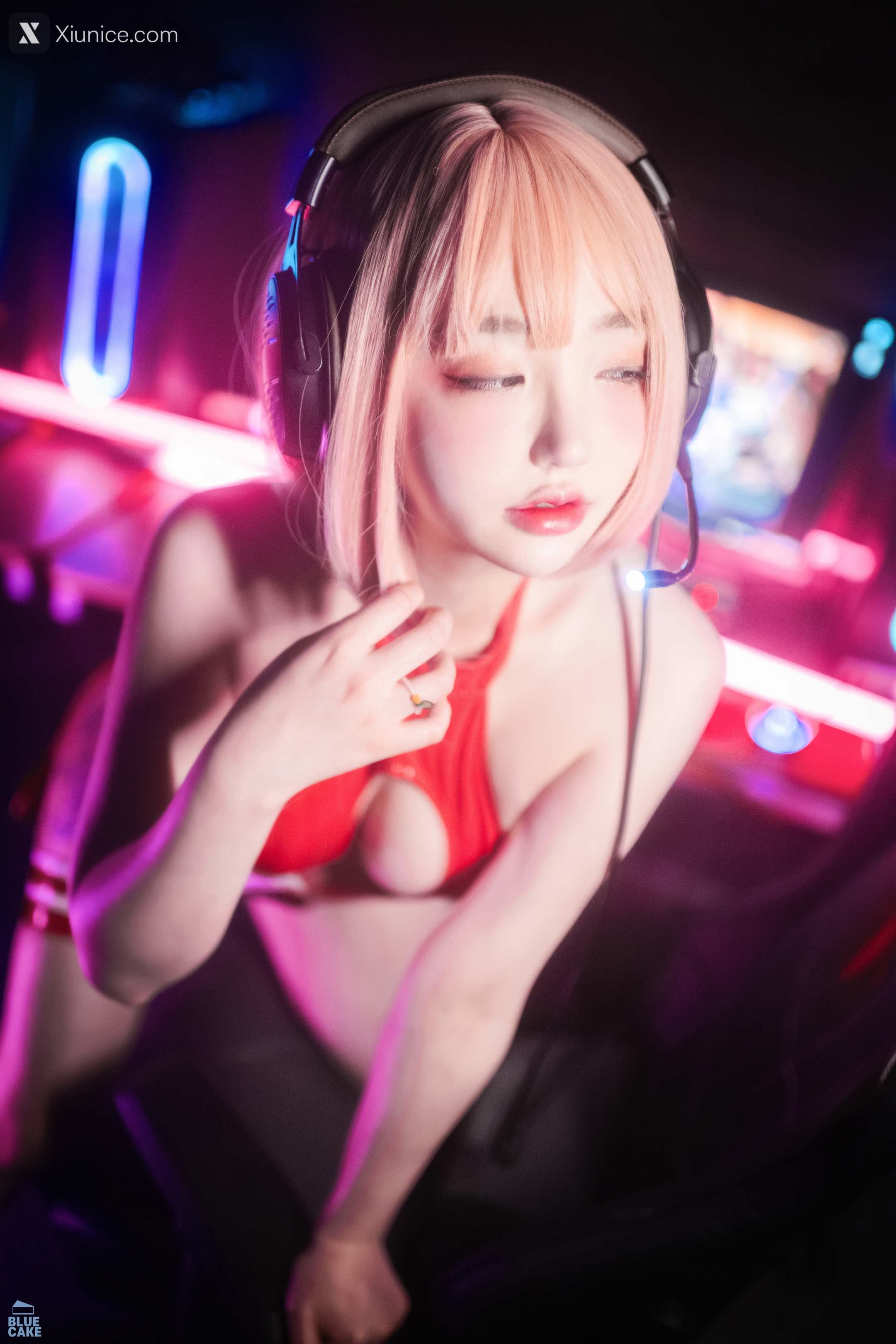 BLUECAKE Son Ye Eun (손예은) Code 002 Mini 12