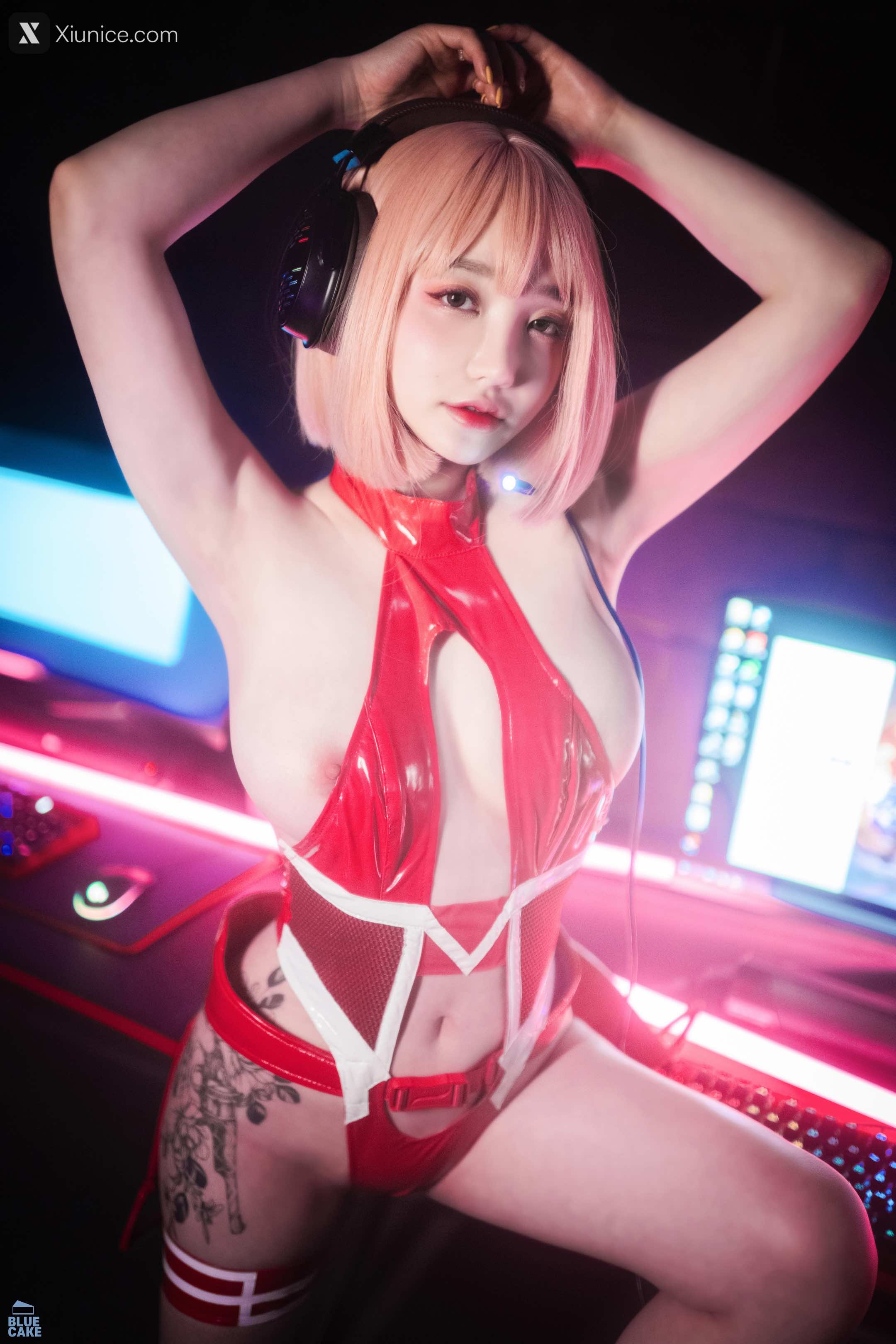 BLUECAKE Son Ye Eun (손예은) Code 002 Mini 59