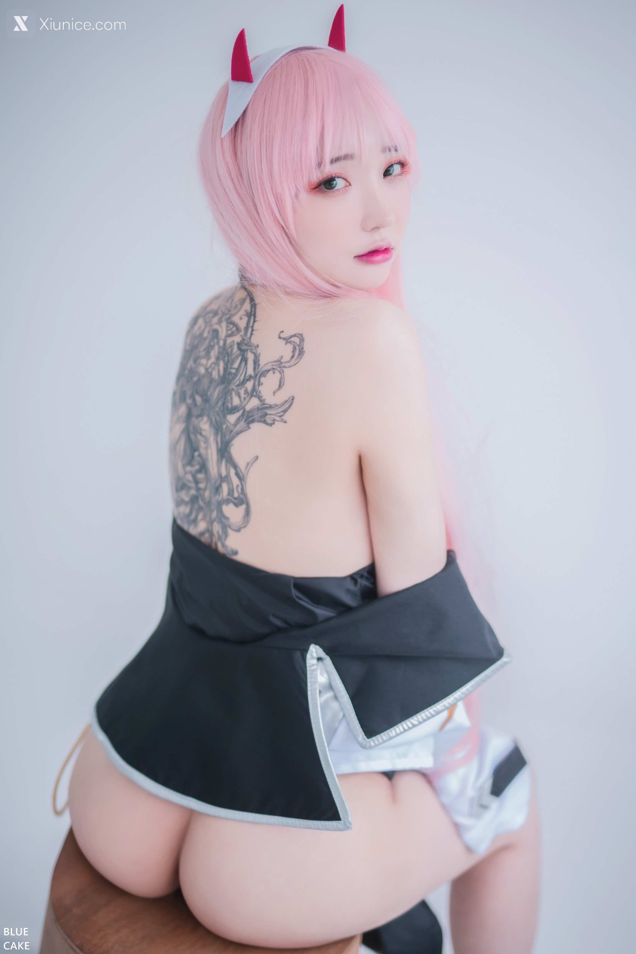 BLUECAKE Son Ye Eun (손예은) IN THE SEXXY 002 119