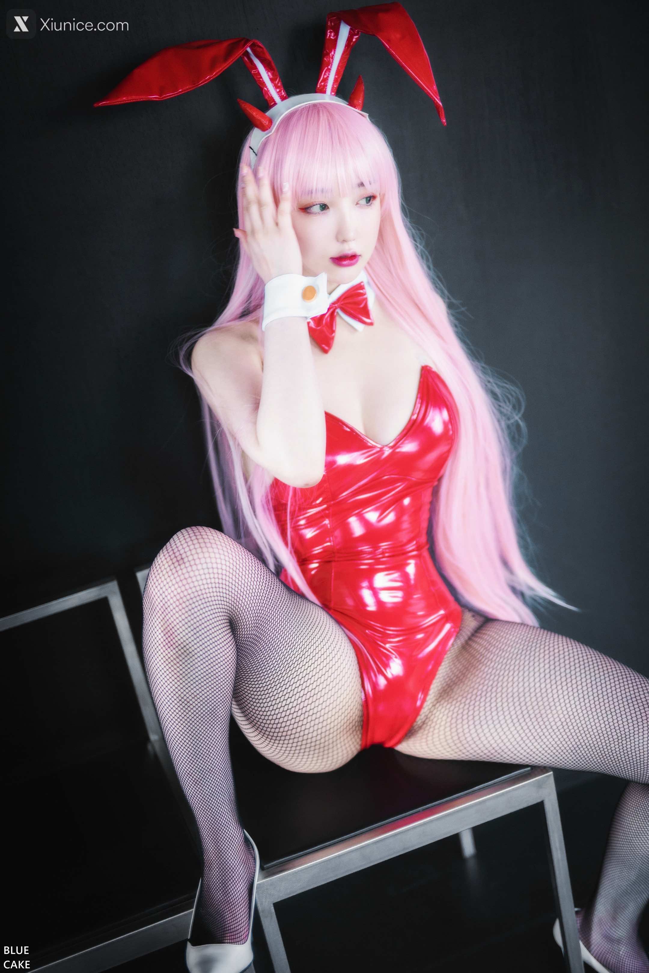 BLUECAKE Son Ye Eun (손예은) IN THE SEXXY 002 9