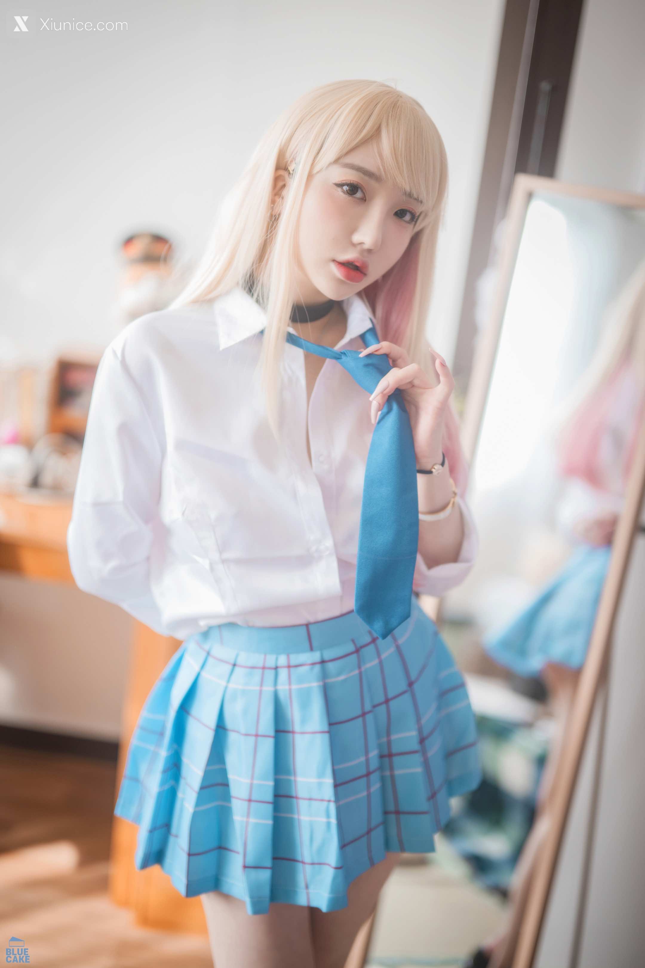 BLUECAKE Son Ye Eun (손예은) Marin Kitagawa WHITE Ver 1
