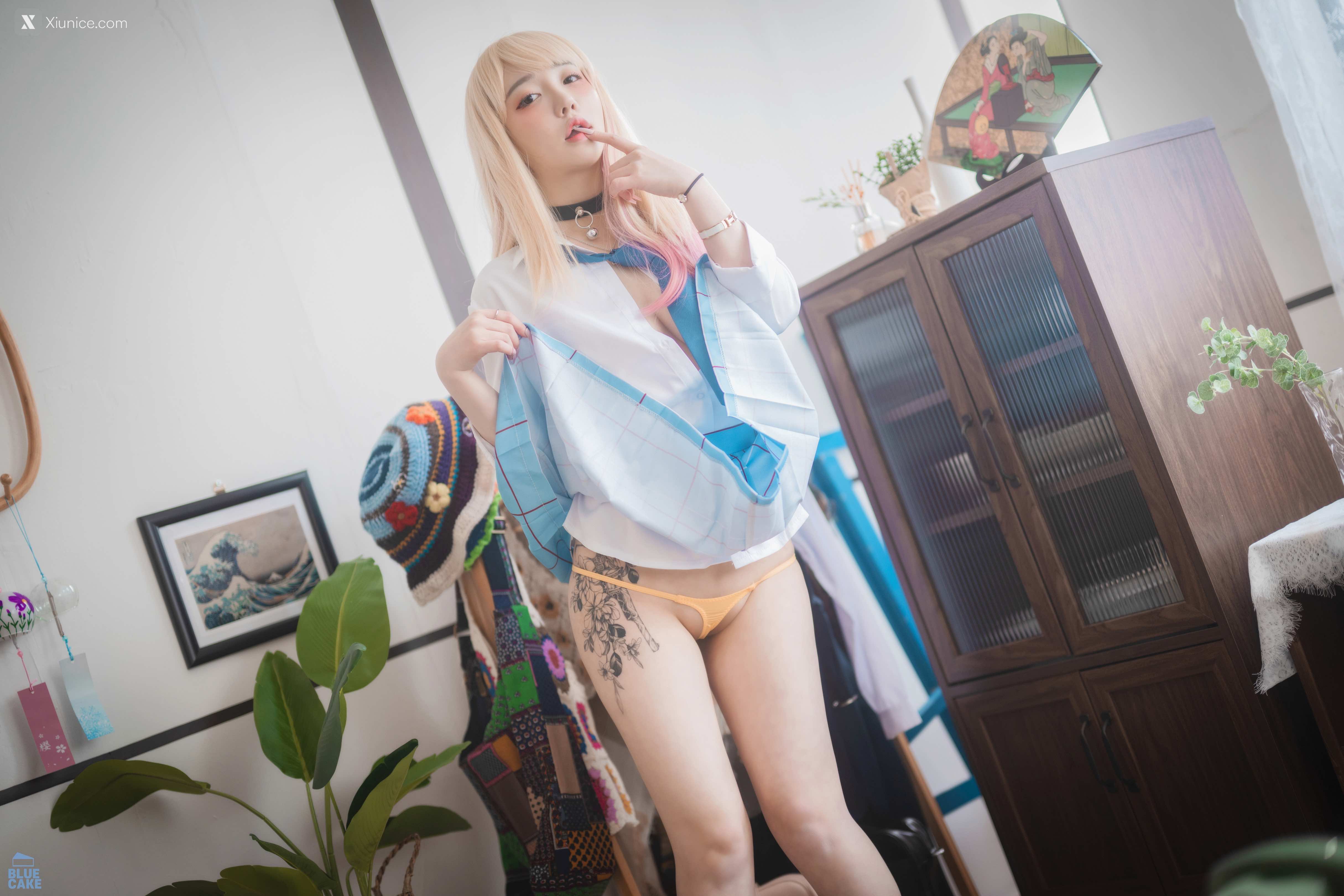 BLUECAKE Son Ye Eun (손예은) Marin Kitagawa WHITE Ver 25