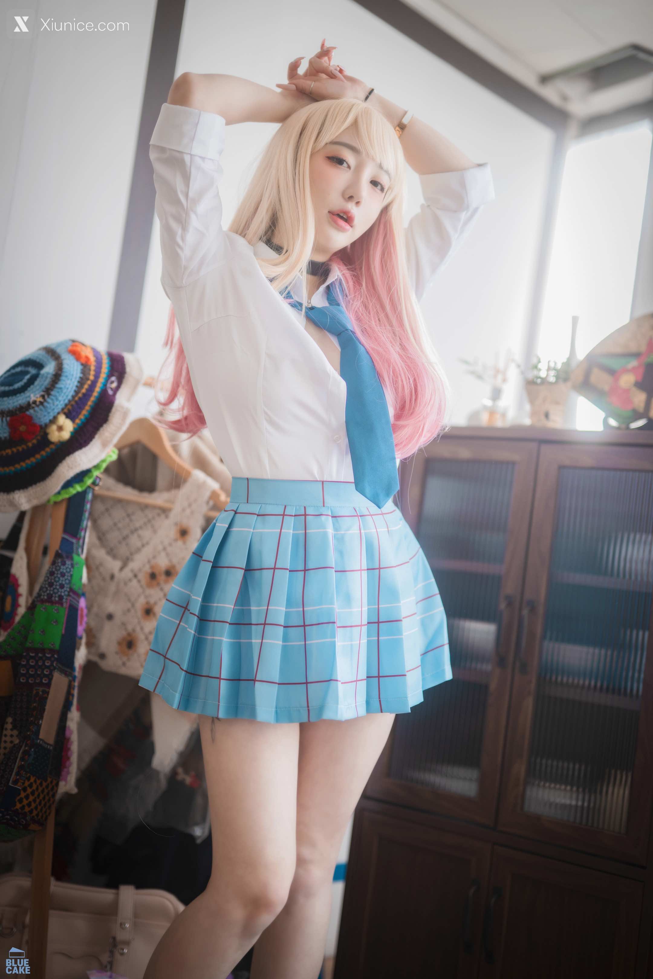 BLUECAKE Son Ye Eun (손예은) Marin Kitagawa WHITE Ver 26