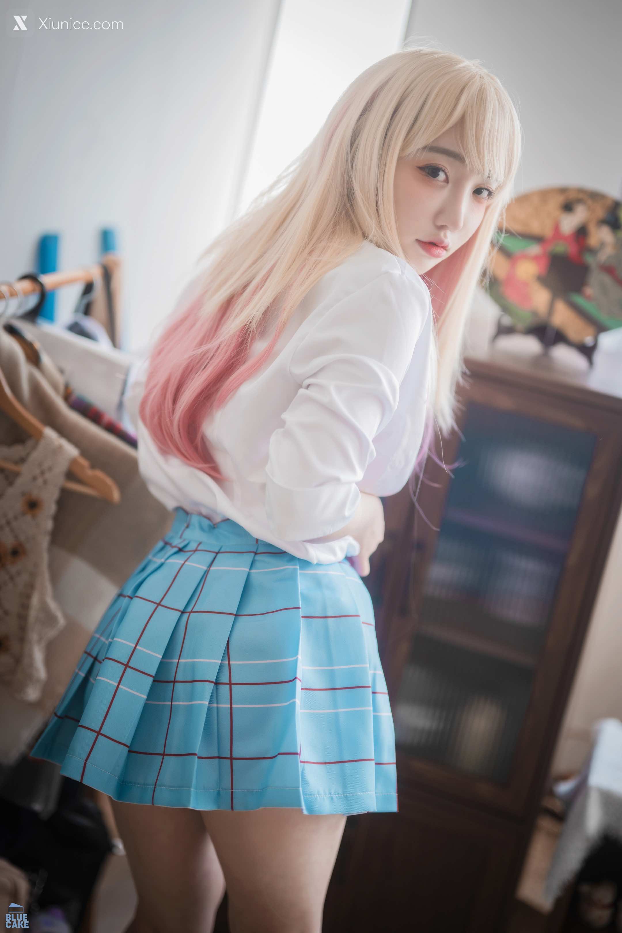 BLUECAKE Son Ye Eun (손예은) Marin Kitagawa WHITE Ver 29
