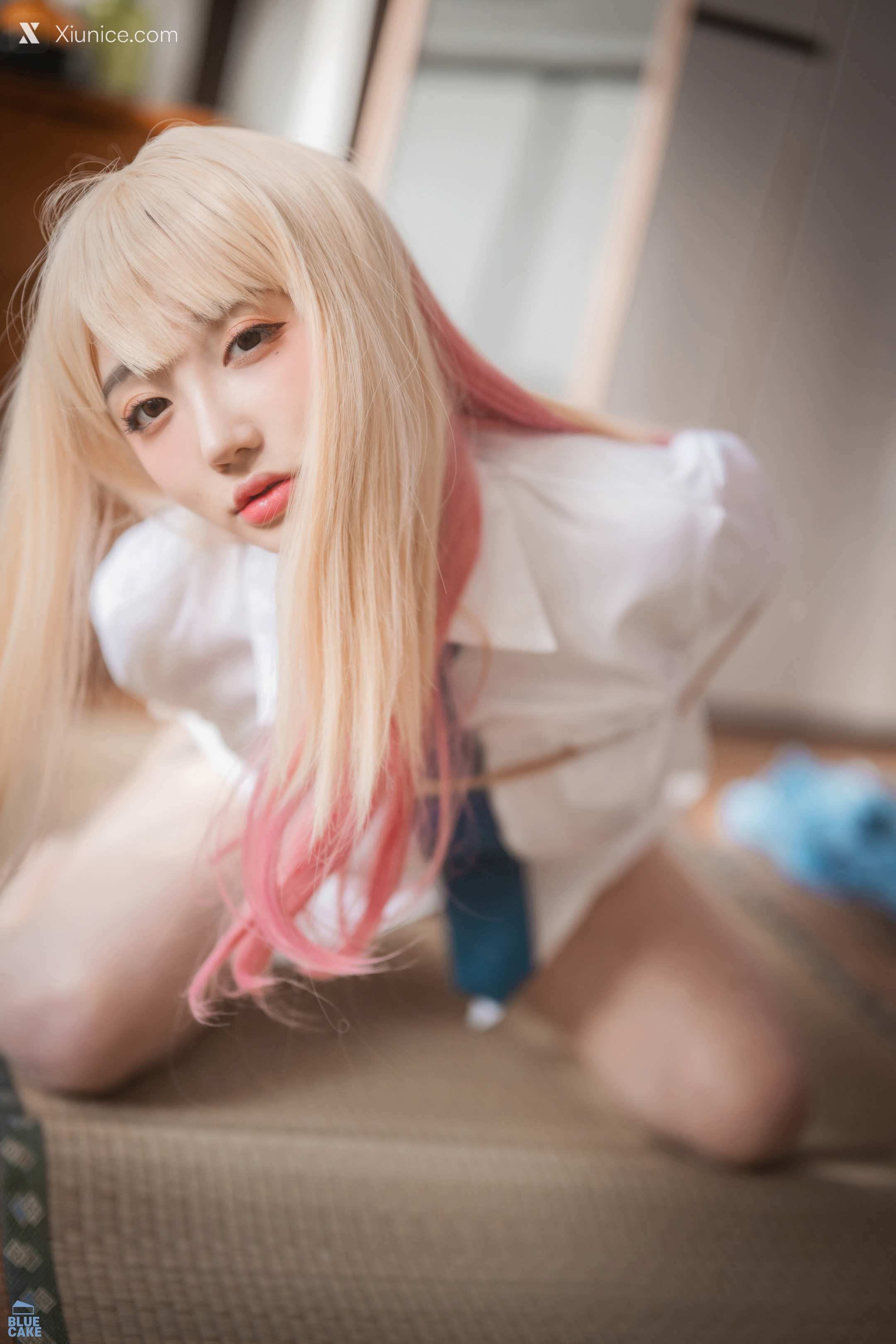 BLUECAKE Son Ye Eun (손예은) Marin Kitagawa WHITE Ver 74