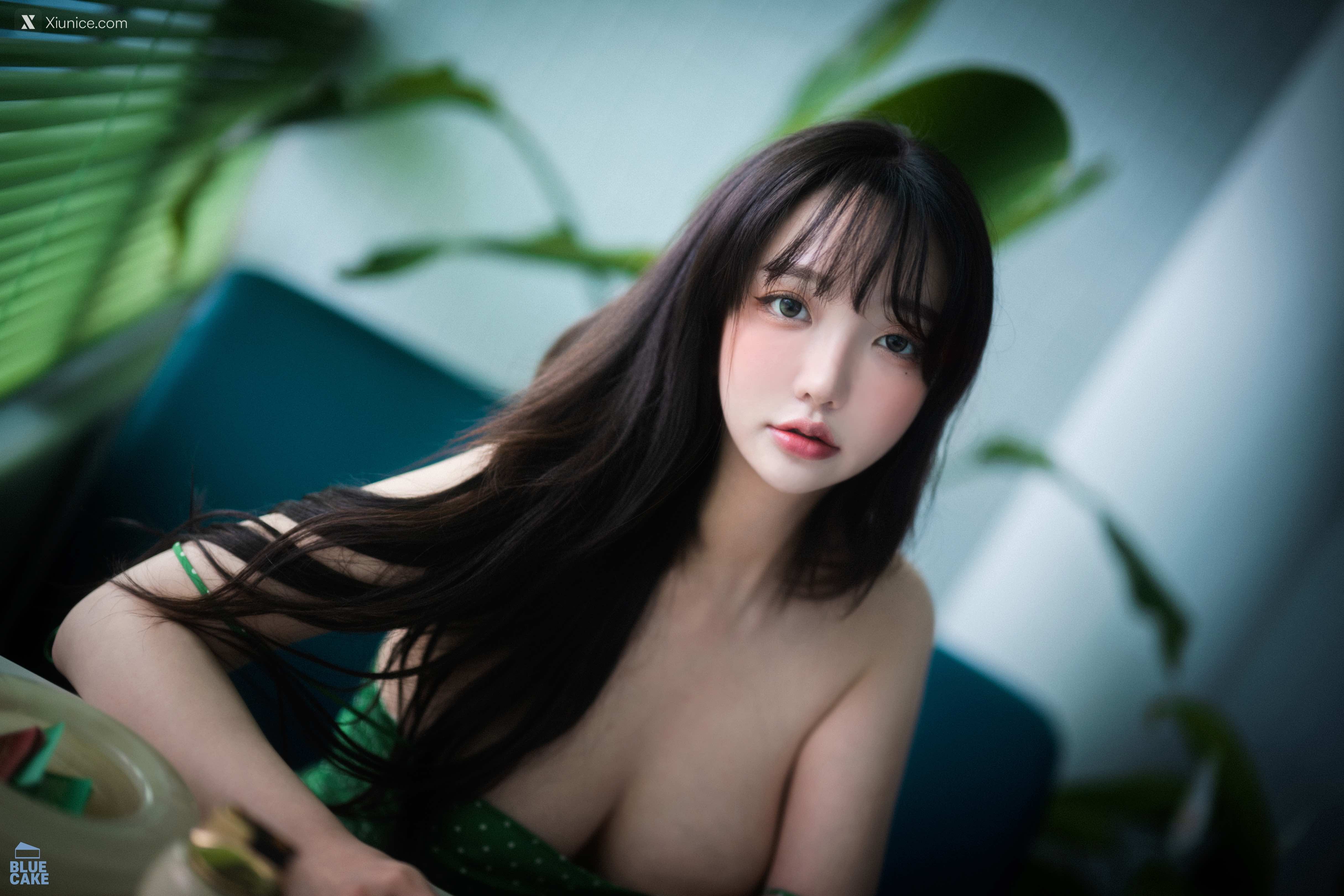 BLUECAKE Son Ye Eun (손예은) Nothing RED 9
