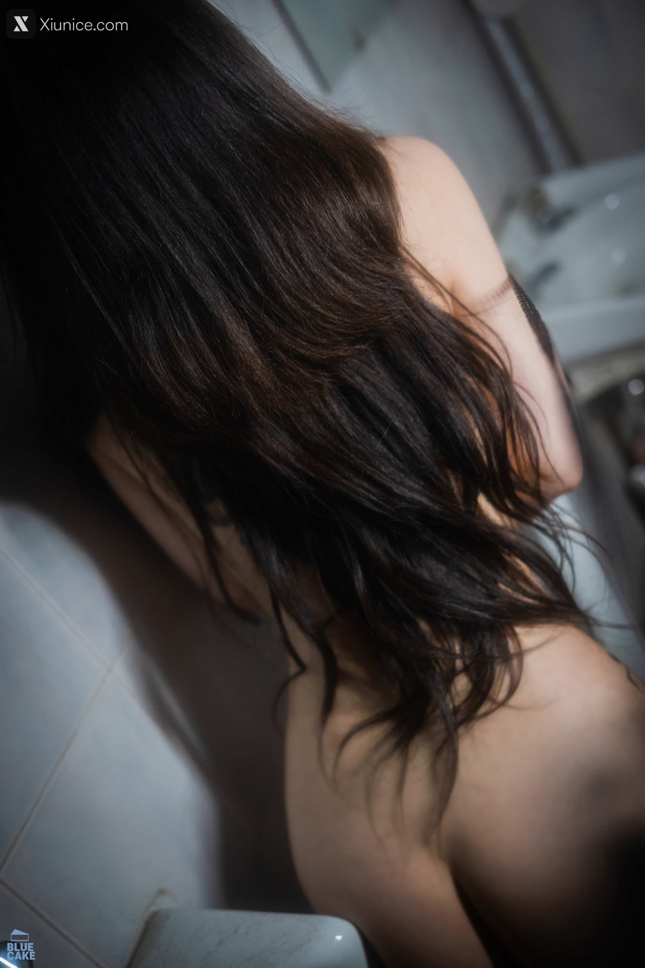 BLUECAKE Son Ye Eun (손예은) Nothing WHITE 24